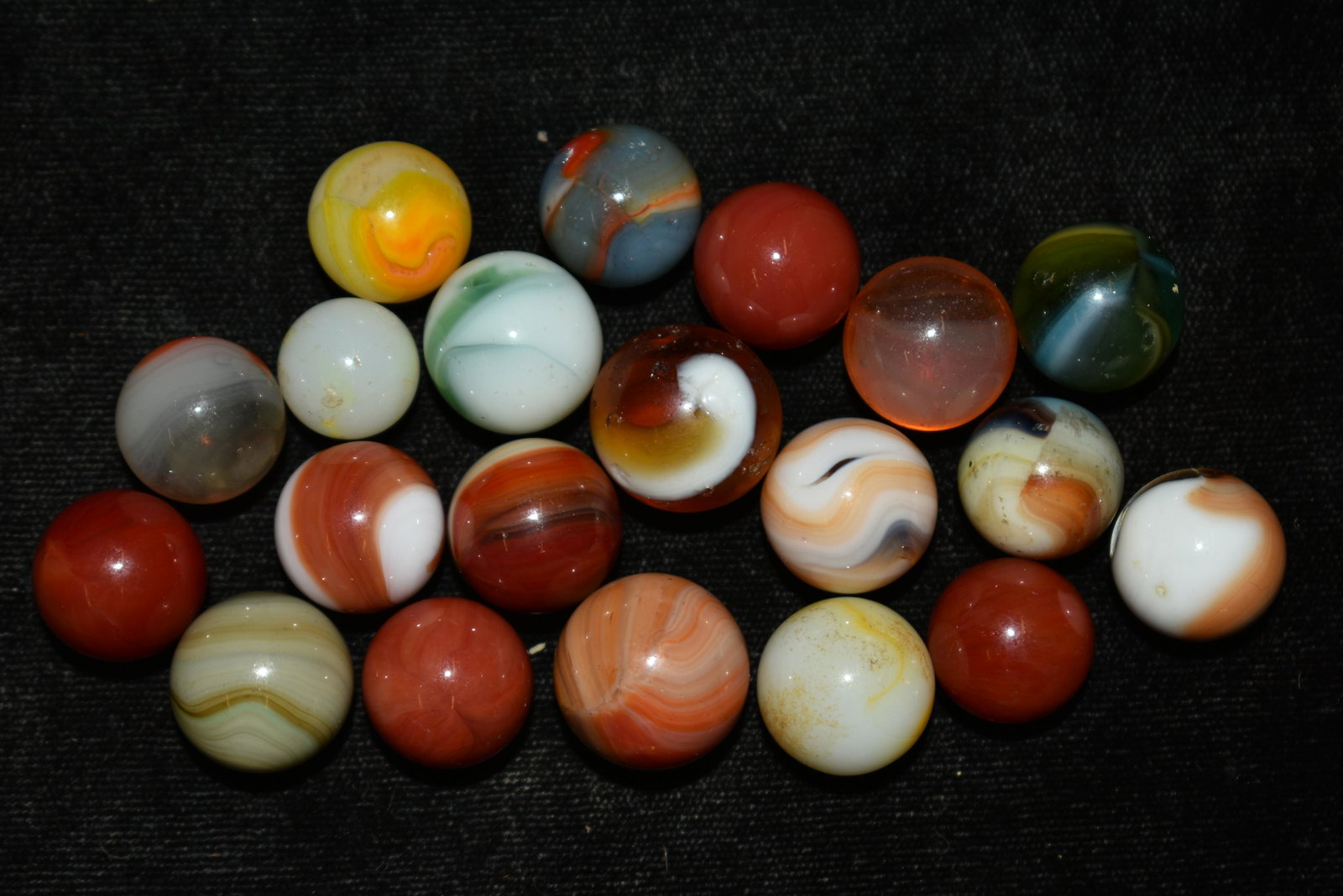 240- 20 Vintage Marbles Size 19/32" to 11/16" diameter.: 240- 20 Vintage Marbles Size 19/32" to 11/16" diameter.
