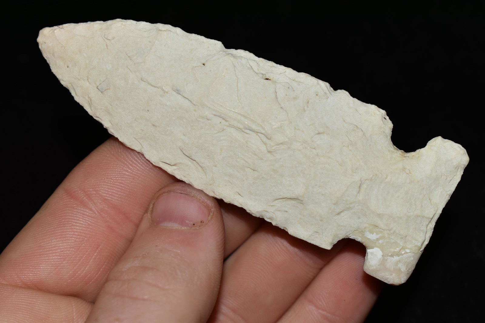 3 1/2" Godar, Great Size and Flaking, found by Dan: 3 1/2" Godar, Great Size and Flaking, found by Dan Simmons in Lincoln Co., Missouri in the 90's, One Ear Restored Authentic Native American Artifact