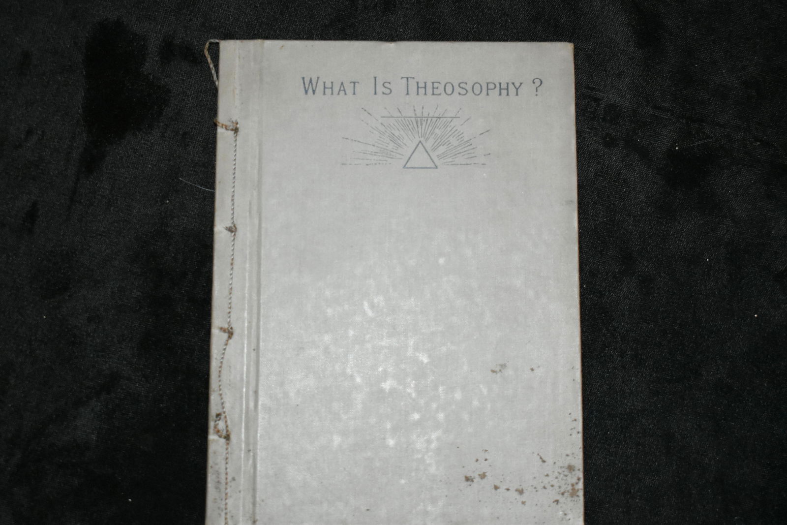 1886 WHAT IS THEOSOPHY? by A Fellow of the THEOSOPHICAL (1 of 2)