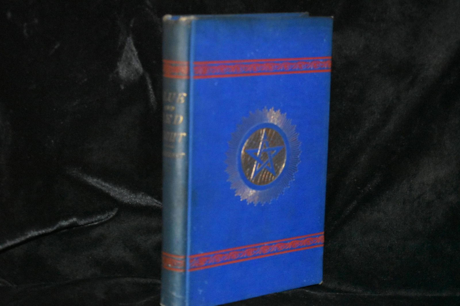 1877 BLUE AND RED LIGHT: LIGHT AND ITS RAYS AS MEDICINE (1 of 4)