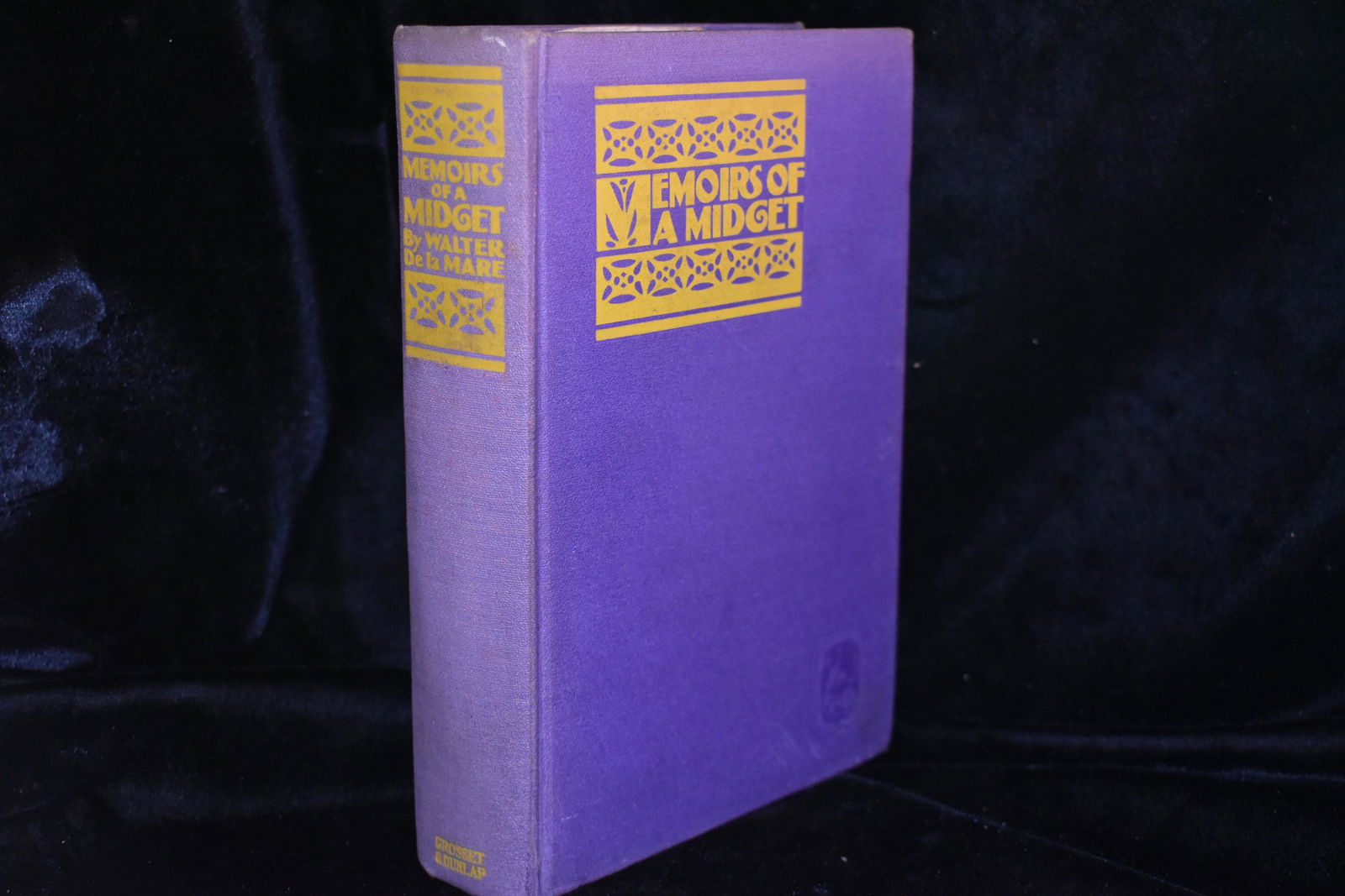 Memoirs of a Midget (1922) by Walter de la Mare (1 of 4)