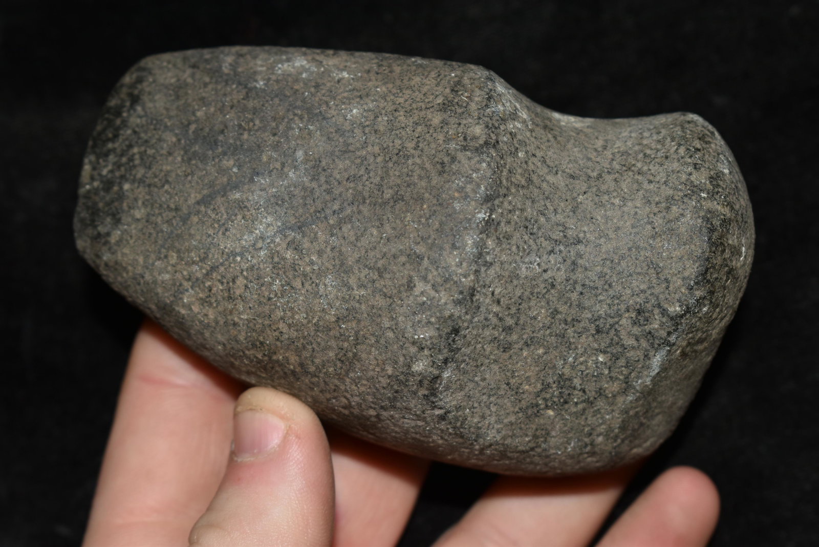 4 1/4" 3/4 Groove Hohokam Axe found in Arizona: 4 1/4" 3/4 Groove Hohokam Axe found in Arizona Authentic Native American Arrowhead