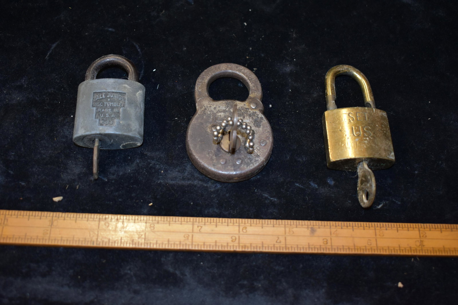Lot of 3 Vintage Locks with Keys, Antiques: Lot of 3 Vintage Locks with Keys, Antiques