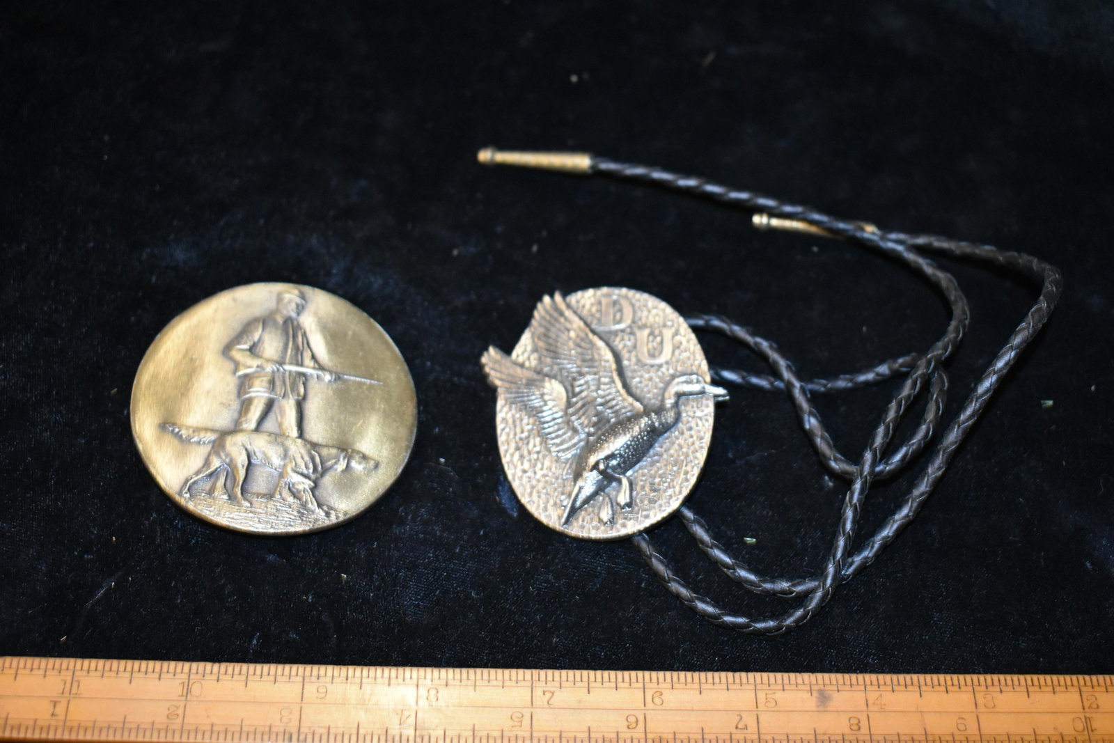Lot of 3 Hunting Themed Belt Buckles and Badge,: Lot of 3 Hunting Themed Belt Buckles and Badge, Vintage/ Antiques