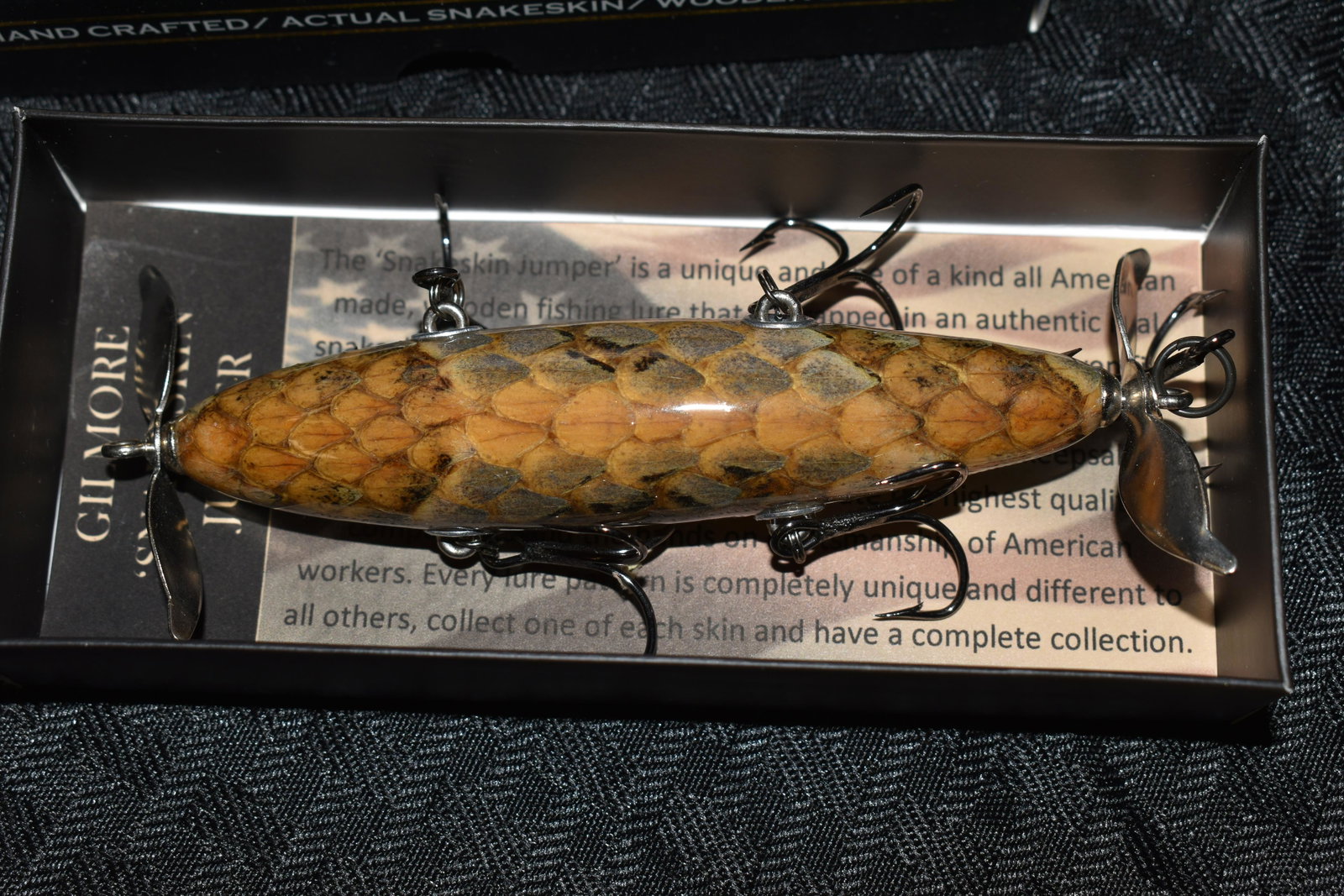 Pair of Gilmore Vintage Snake Skin Lures, 5 Hook,: Pair of Gilmore Vintage Snake Skin Lures, 5 Hook, Fishing/Hunting
