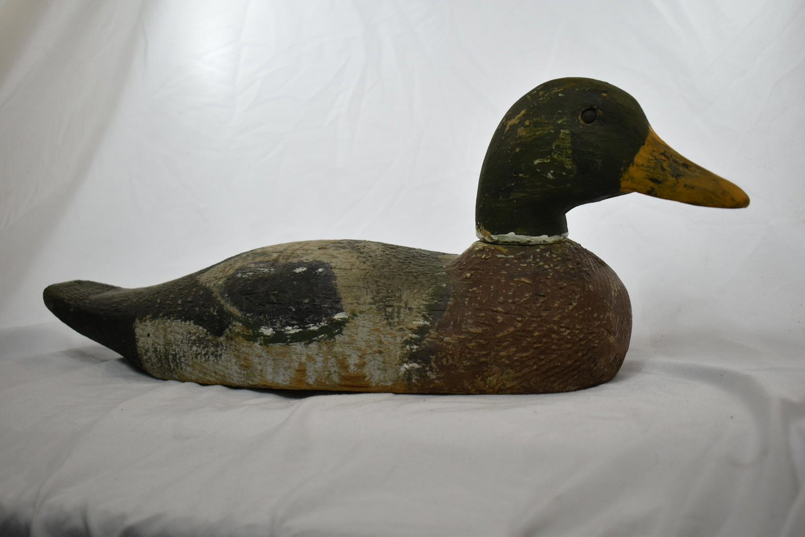 Mallard Drake Duck Decoy, Wood Body, Weathered Paint,: Mallard Drake Duck Decoy, Wood Body, Weathered Paint, Hunting, Vintage/ Antiques