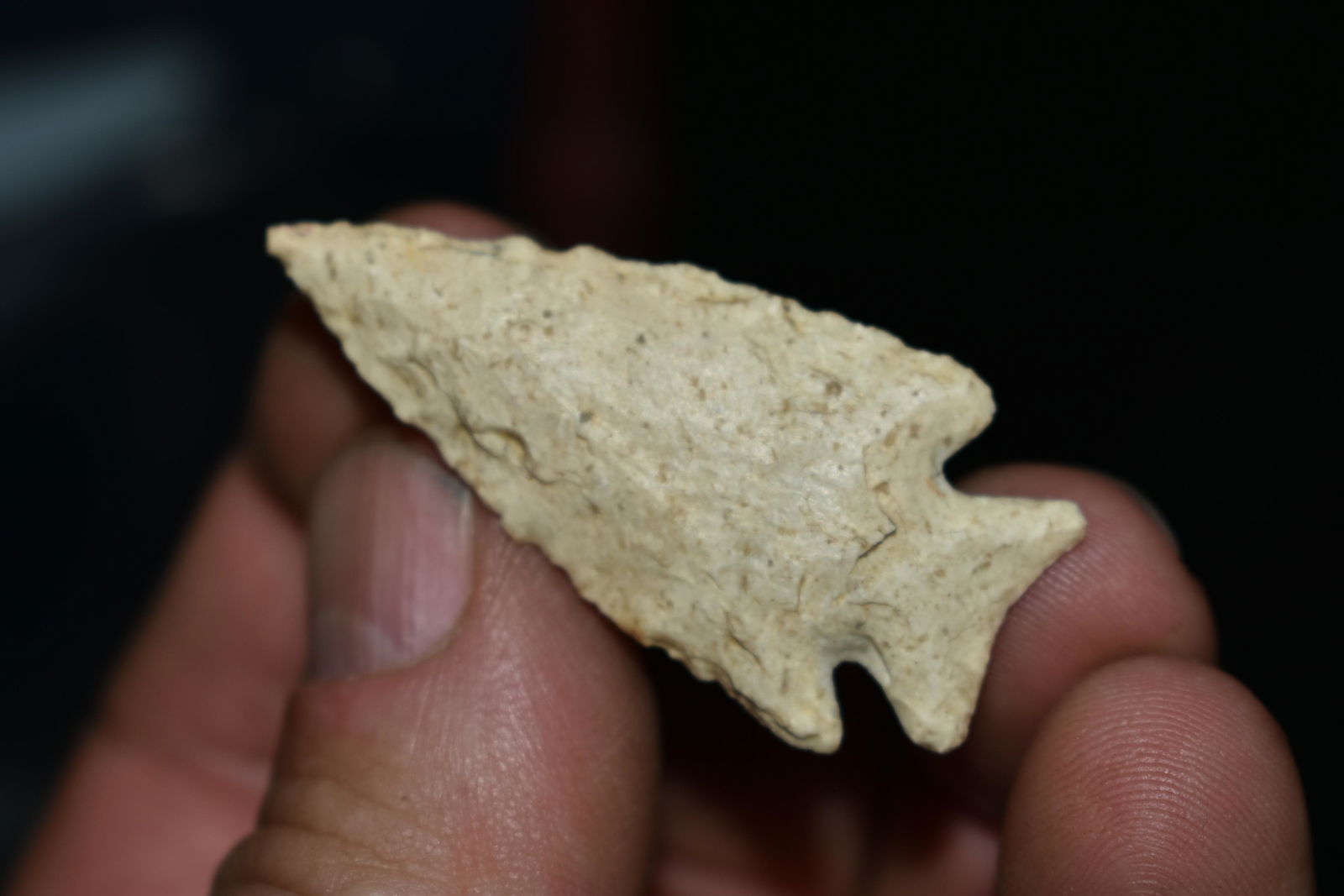1 3/4" Pelican Lake Arrowhead: 1 3/4" Pelican Lake Arrowhead Found in Audrain County, Mo by Dennis Singleton. Authentic Ancient Pre-Historic Native American Indian Artifact