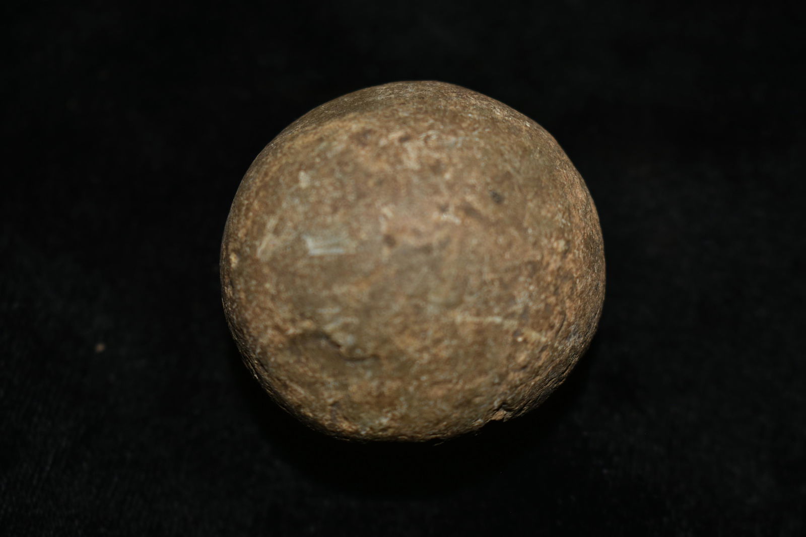 1 1/2" Gameball: 1 1/2" Gameball Found in Audrain County, Mo by Dennis Singleton. Authentic Ancient Pre-Historic Native American Indian Artifact