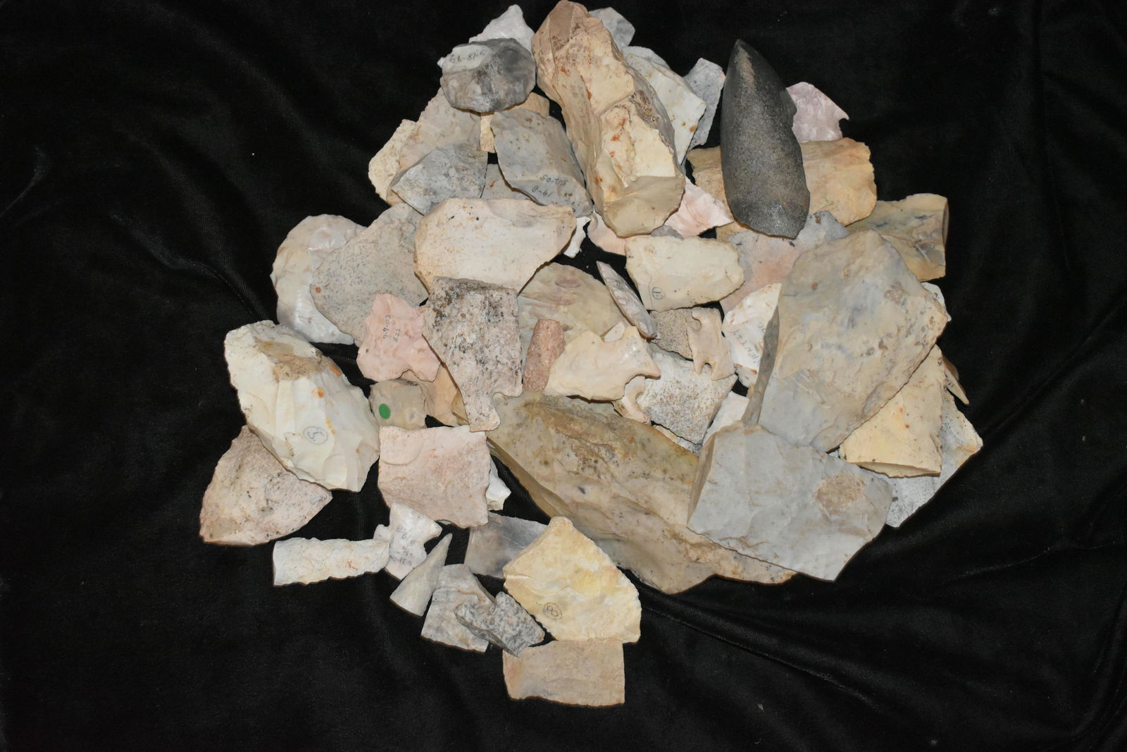 Pile of over 60 Broken Arrowheads: Pile of over 60 Broken Arrowheads and Tools (One Section of Granite Axe) Found in Audrain County, Mo by Dennis Singleton 1/2" to Over 6" Authentic Ancient Pre-Historic Native American Indian Artifact