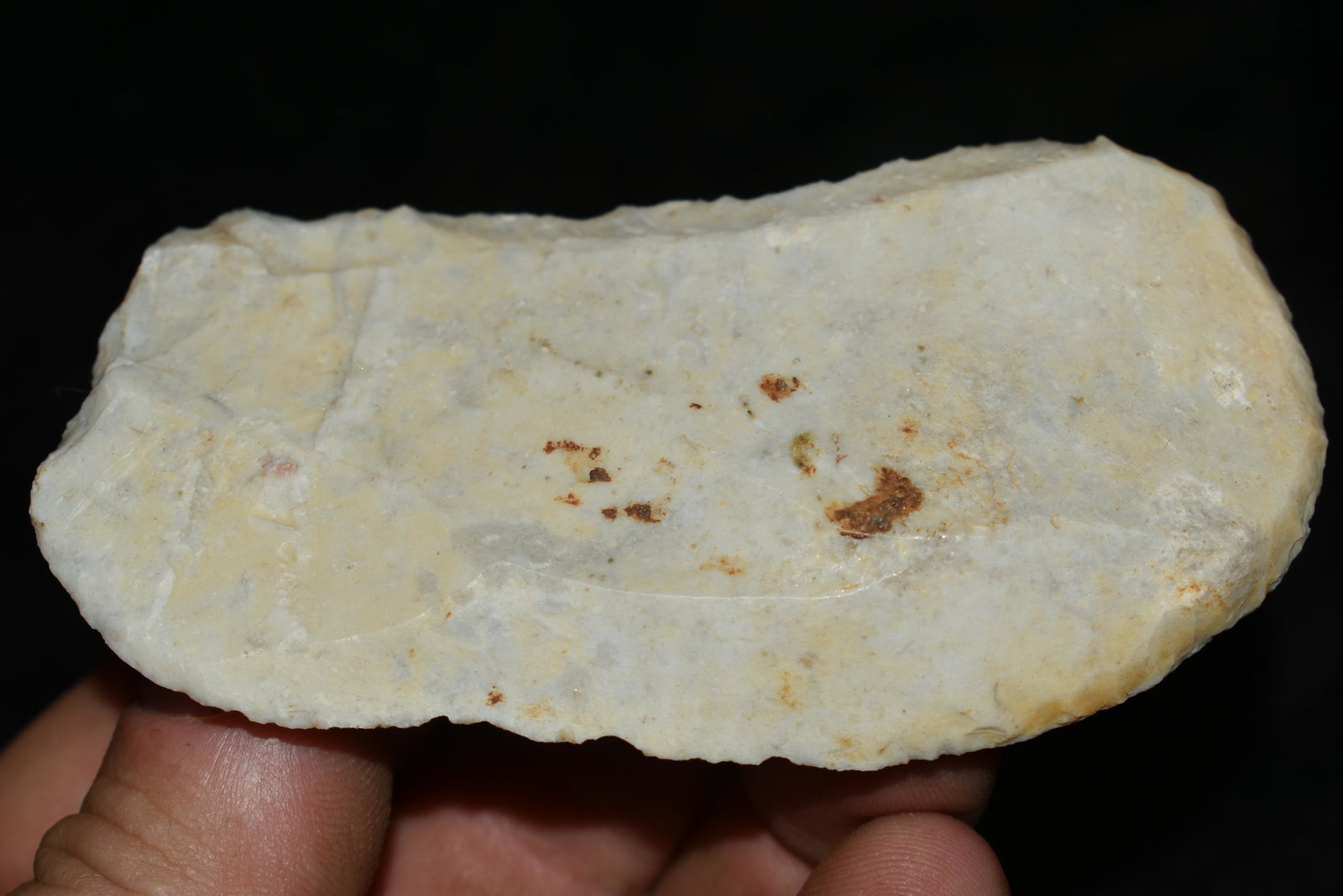 3 3/4" Scalping Blade: 3 3/4" Scalping Blade Found by Jeff Clickner in Randolph Co., Mo. Authentic Ancient Pre-Historic Native American Indian Artifact Arrowhead