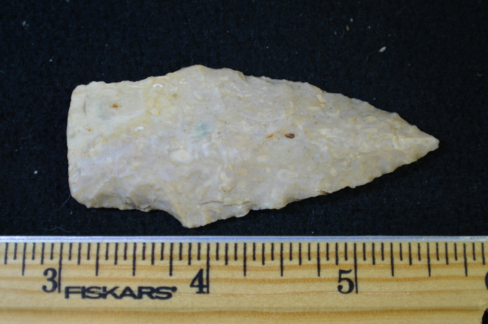 2 5/8" Hidden Valley Arrowhead (1 of 4)