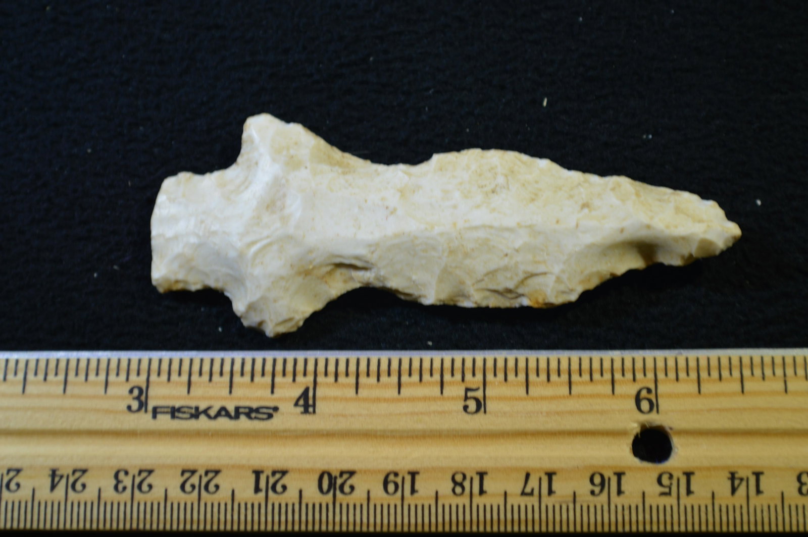 3 9/16" Evans Arrowhead: Found In Cass County or Brown County Illinois. Ex: Lloyd Miller Collection. Pictured in Central States Archaeological Journal 1957 and In The Beardstown Book by Harold Tyson.