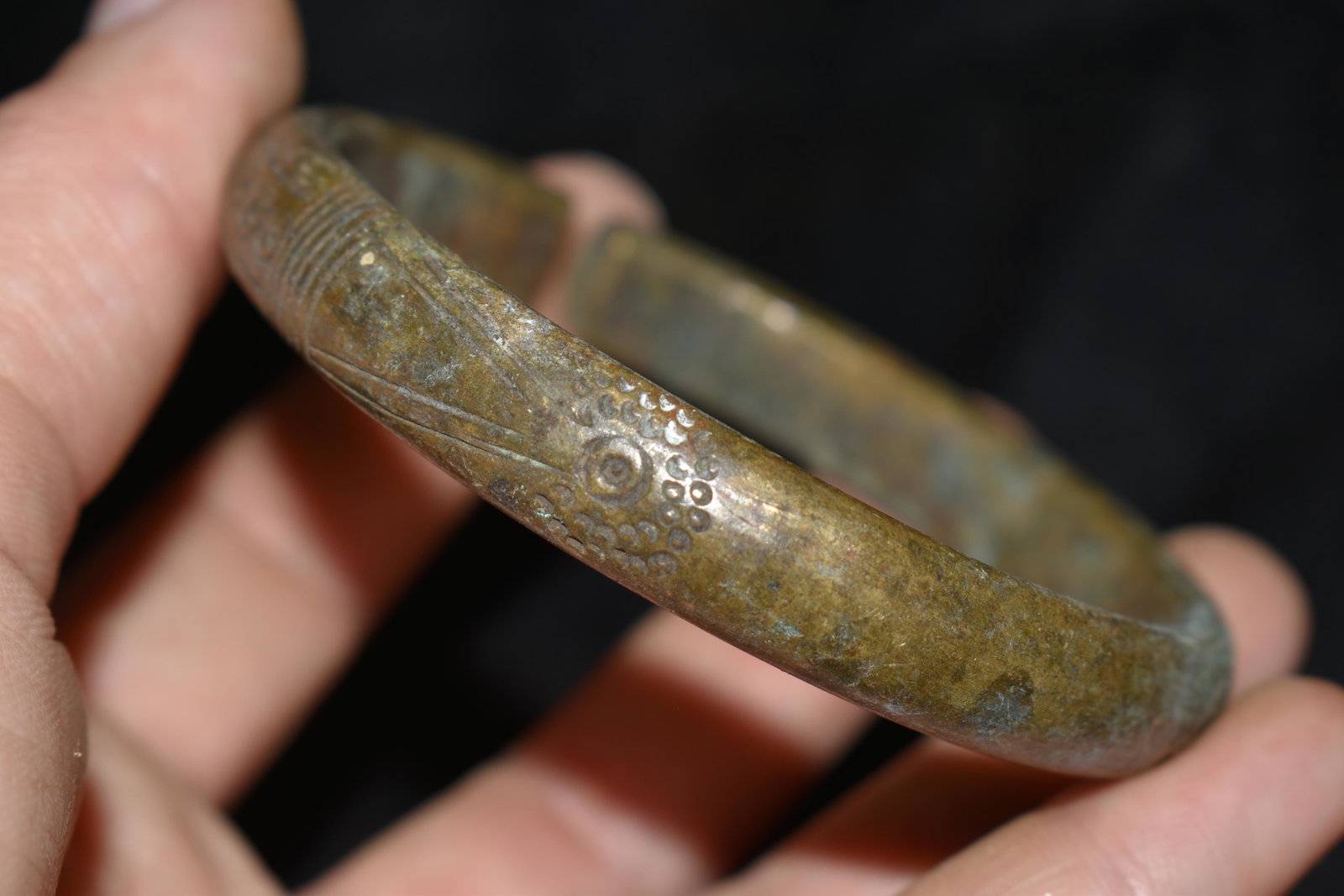 3" African Brass / Bronze Cuff, African Relics, 1800's,: 3" African Brass / Bronze Cuff, African Relics, 1800's, Antique , Jewelry