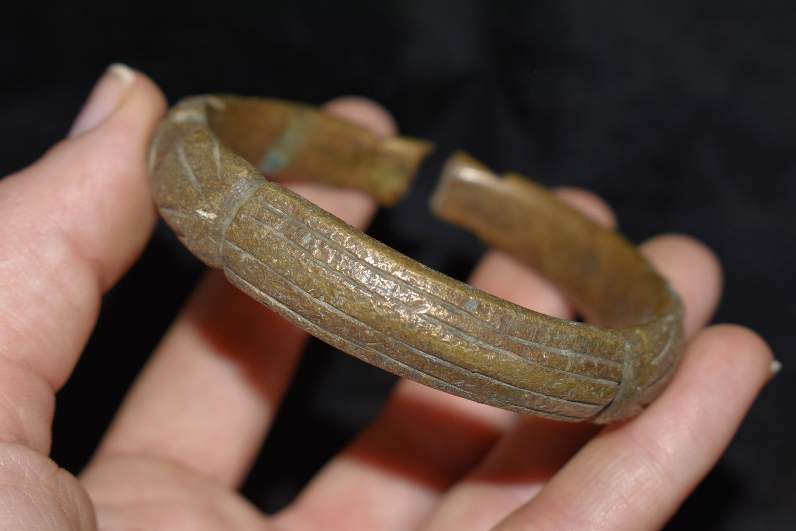 3" African Brass / Bronze Cuff, African Relics, 1800's,: 3" African Brass / Bronze Cuff, African Relics, 1800's, Antique , Jewelry