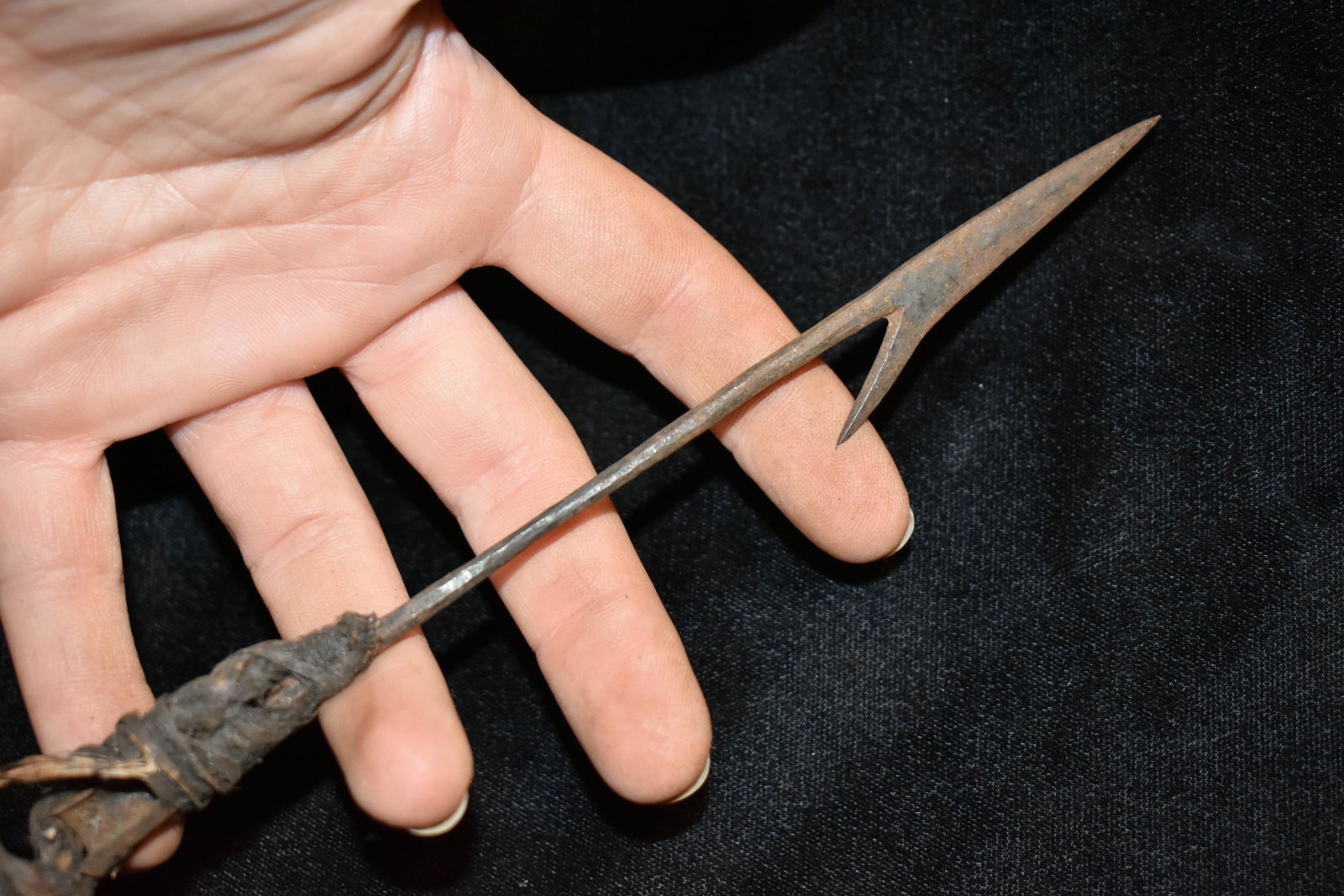 7" Barbed African Fishing Spear Head, African Relics,: 7" Barbed African Fishing Spear Head, African Relics, 1800's, Antique
