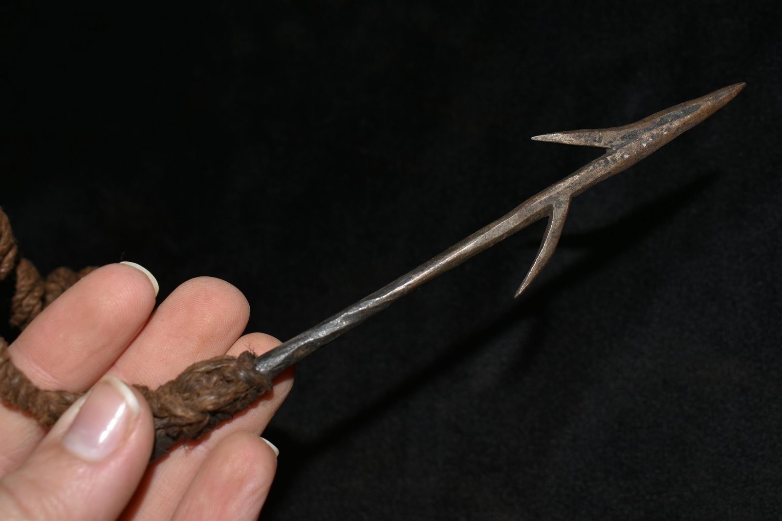6" African Brass / Bronze Barbed Fishing Spear Head,: 6" African Brass / Bronze Barbed Fishing Spear Head, African Relics, 1800s, Antique