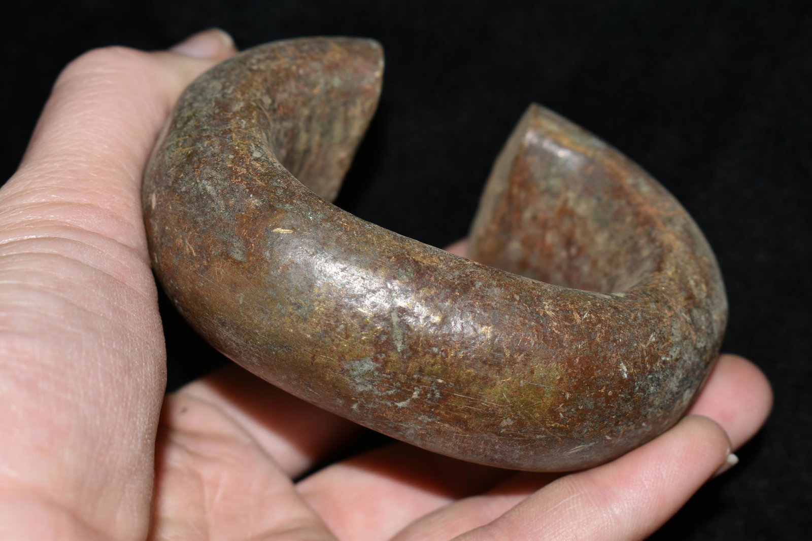 3 5/8" Bronze/ Brass African Cuff, African Relics,: 3 5/8" Bronze/ Brass African Cuff, African Relics, 1800's, Antique