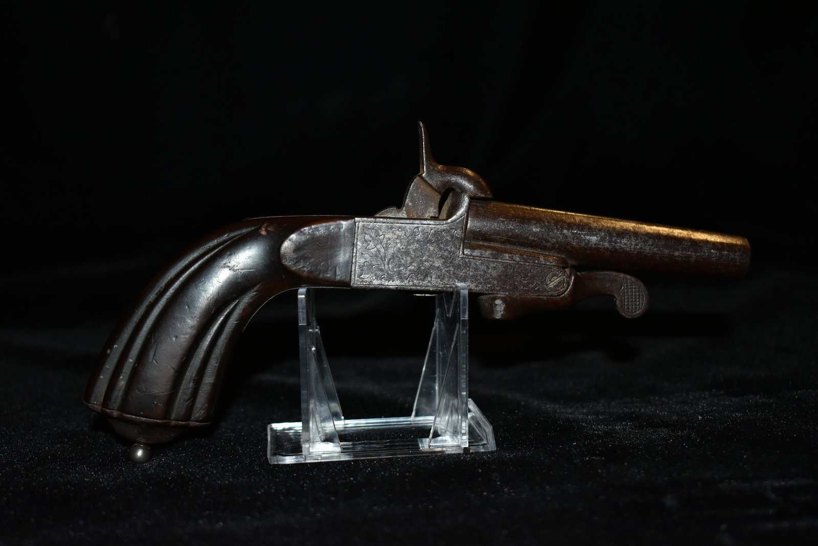 8 7/8" Vintage Boot Gun: 8 7/8" Vintage Boot Gun