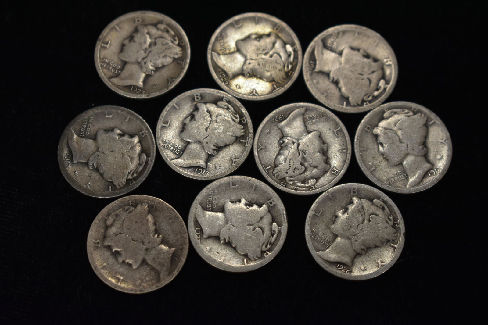 LOT OF 10 MERCURY DIMES FROM THE TEENS AND TWENTIES, (1 of 2)