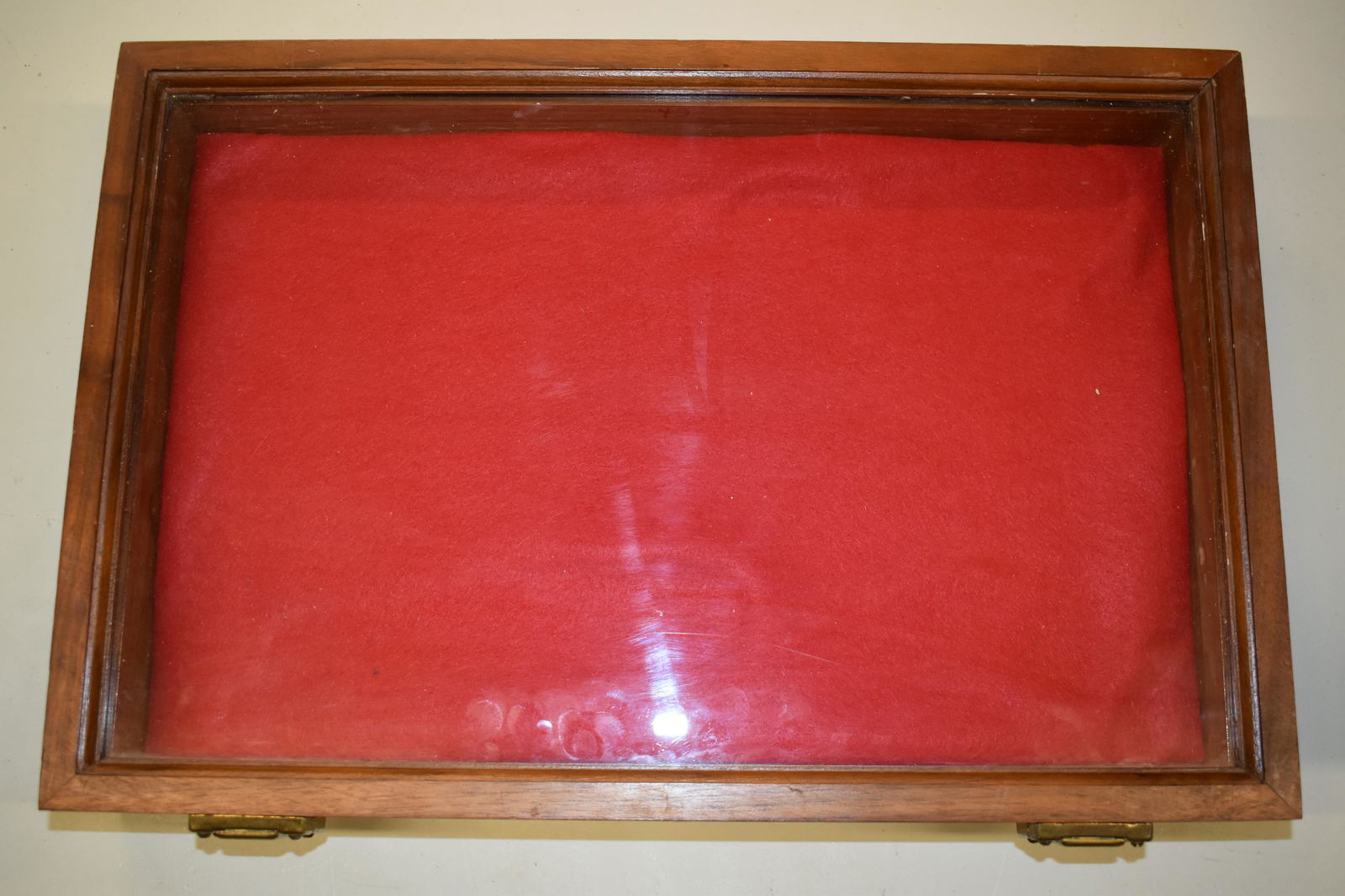 12" x 18" Display Case (1 of 2)