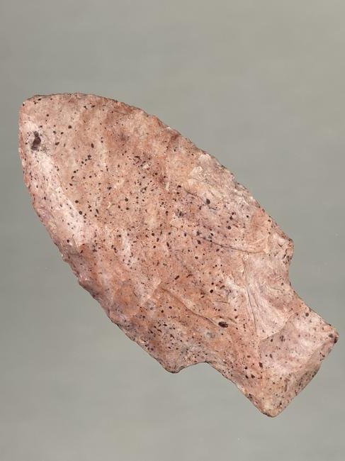 2 5/8" KRAMER FOUND IN LINCOLN COUNTY MISSOURI, INDIAN: 2 5/8" KRAMER FOUND IN LINCOLN COUNTY MISSOURI, INDIAN ARROWHEAD ARTIFACT