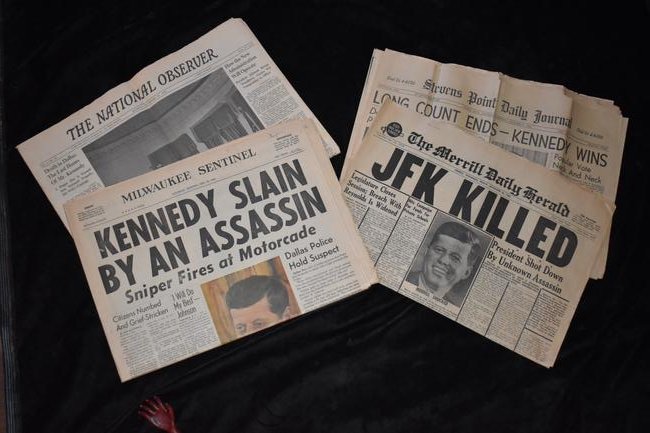 4 JFK Assassination 1963 Newspapers: This lot includes 4 Different Newspapers from 1960 to 1963. They are as follows: 1- Stevens Point Daily Press November 9, 1960. Stevens, Wisconsin. THE LONG COUNT ENDS - KENNEDY WINS. 2- Milwaukee Sen