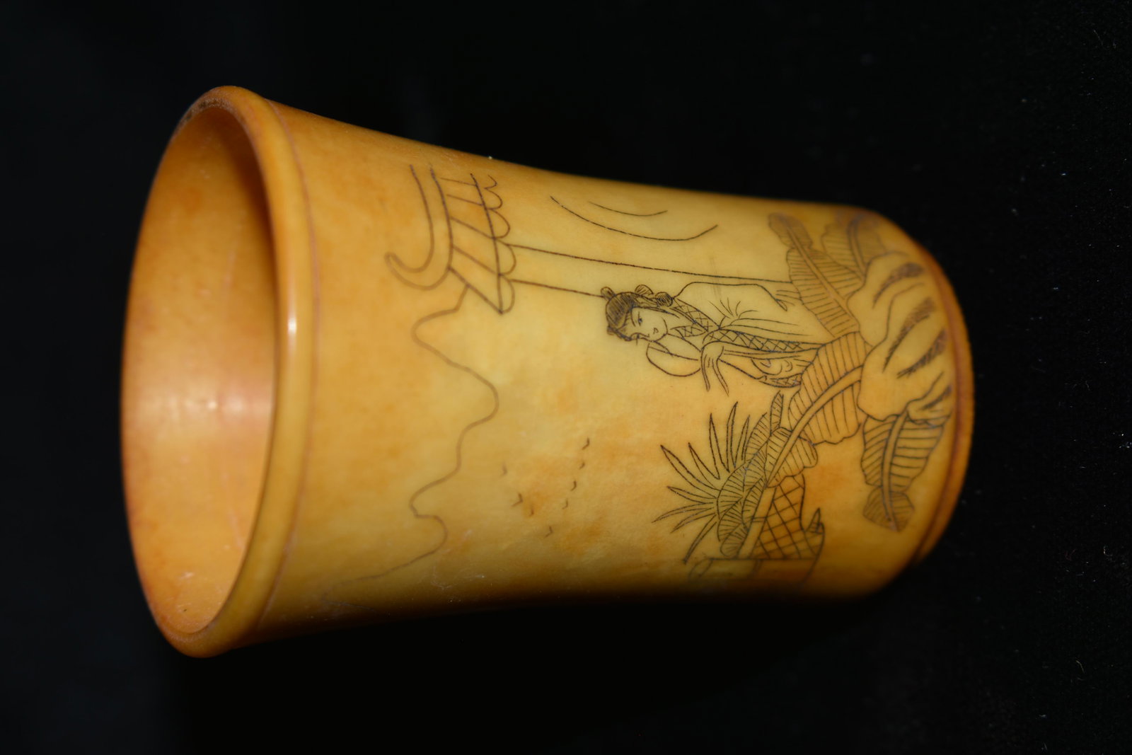 2 1/2" Oriental Carved Horn Cup, Antique: 2 1/2" Oriental Carved Horn Cup, Antique