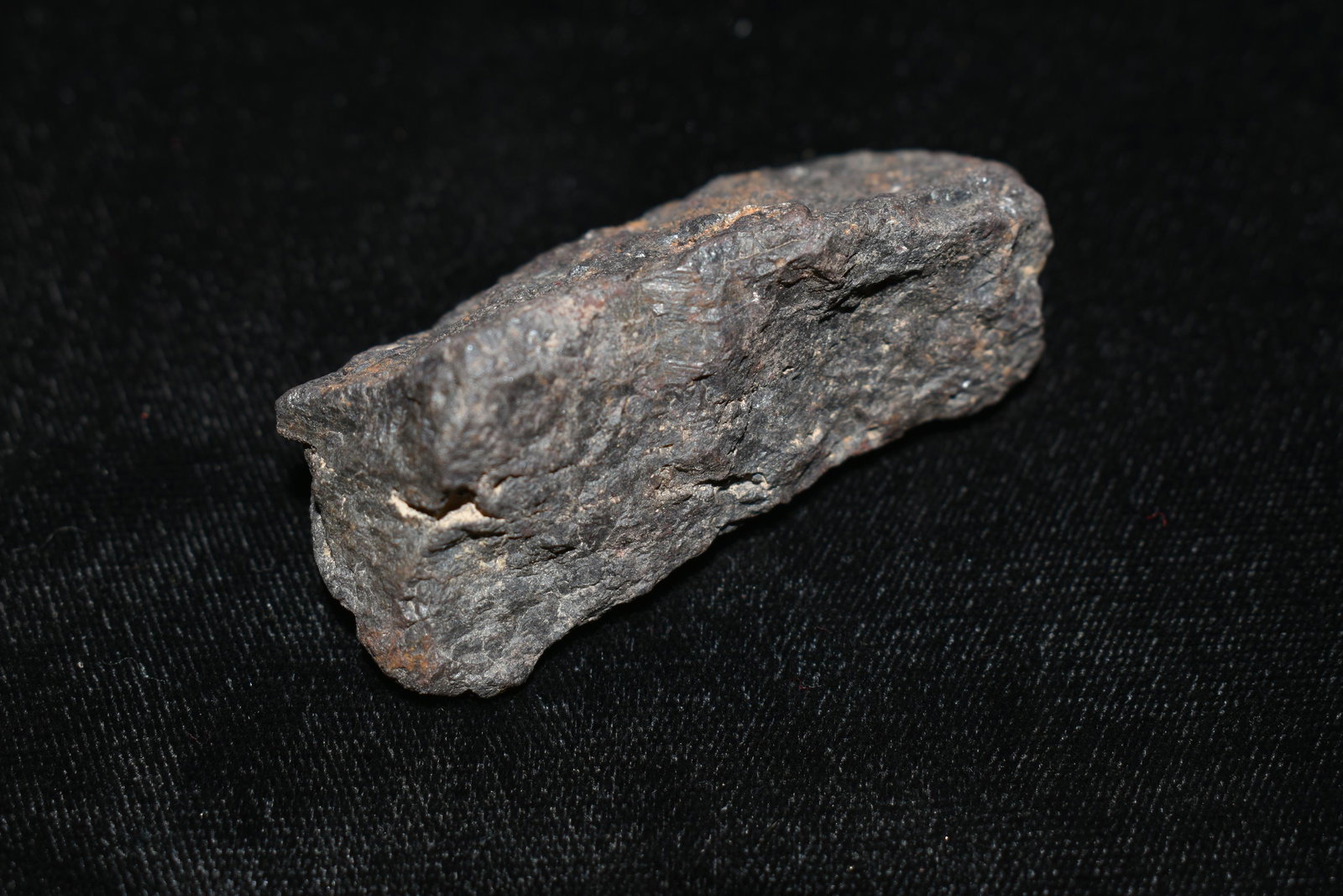 2 1/2" Del Campo Meteorite: 2 1/2" Del Campo Meteorite