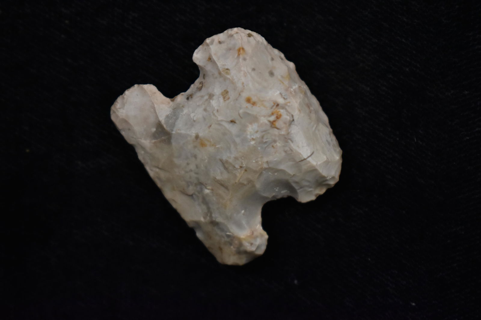 15/16" Hafted Scraper. Native American Artifact (1 of 4)