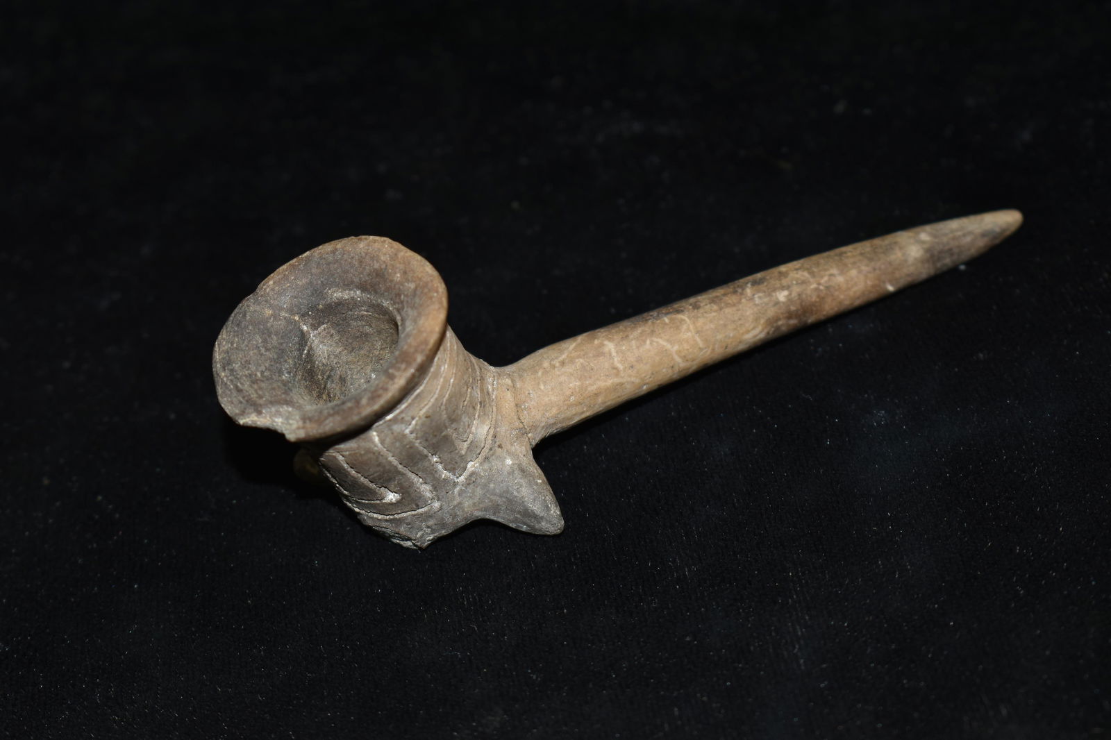4" Pre Columbian Effigy Pipe (1 of 5)