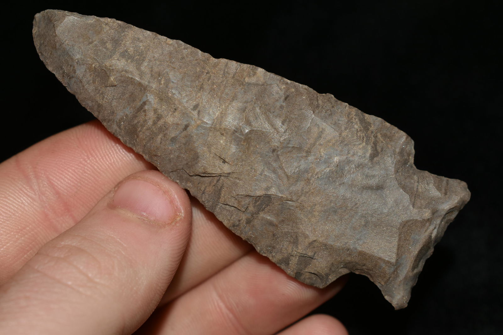 3 1/4" LONG ARCHAIC CORNERNOTCH FOUND IN THE BENTON / (1 of 6)