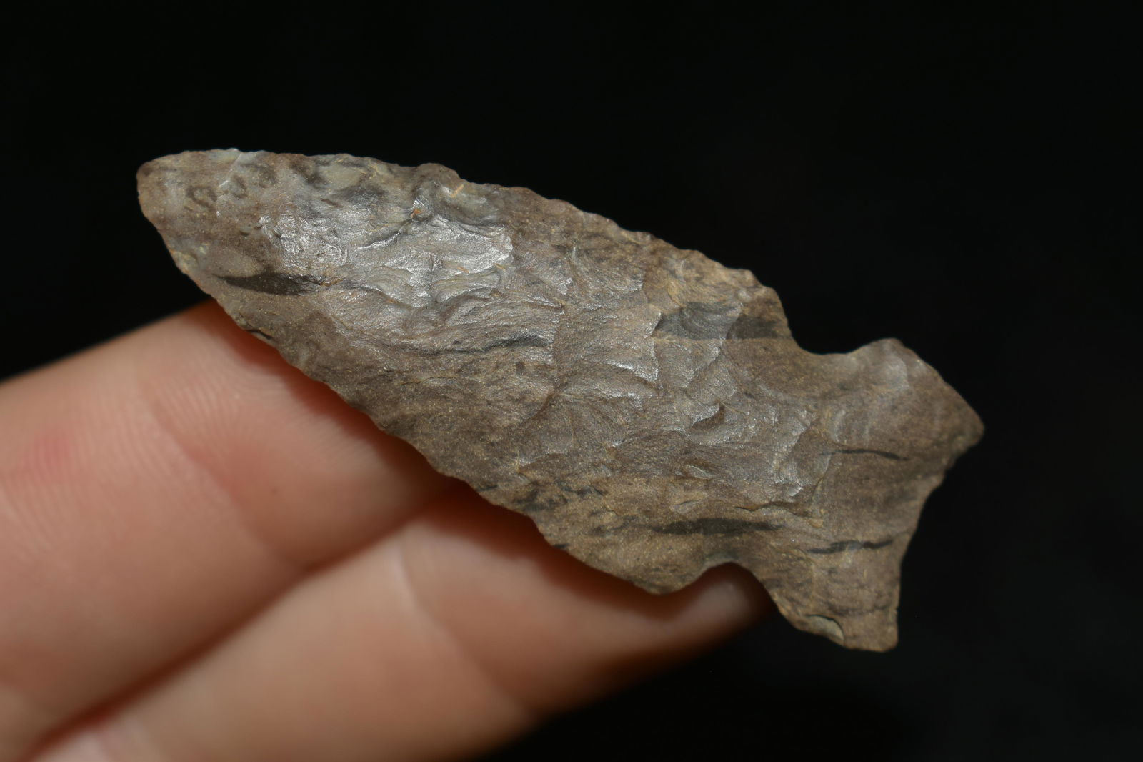 NICE DOVER CONSTRICTED BASE BIG SANDY, 2" LONG, FOUND (1 of 5)