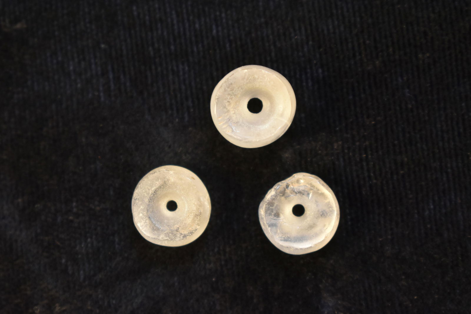 LOT OF 3 CRYSTAL QUARTZ DRILLED BEADS, PRE-COLUMBIAN, (1 of 3)