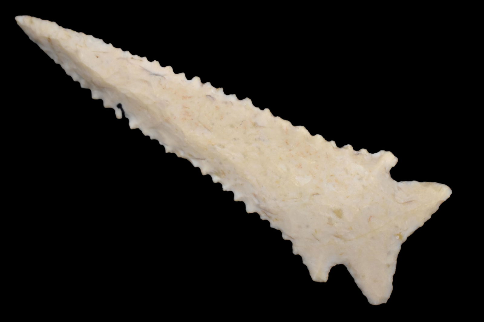 3 1/8" Stillwell, Motley COA found by James Little in: 3 1/8" Stillwell, Motley COA found by James Little in Schuyler Co. IL, Ex Glen Hanning, Extremely Fine & Heavily Sarrated Stillwell, Native American Artifacts