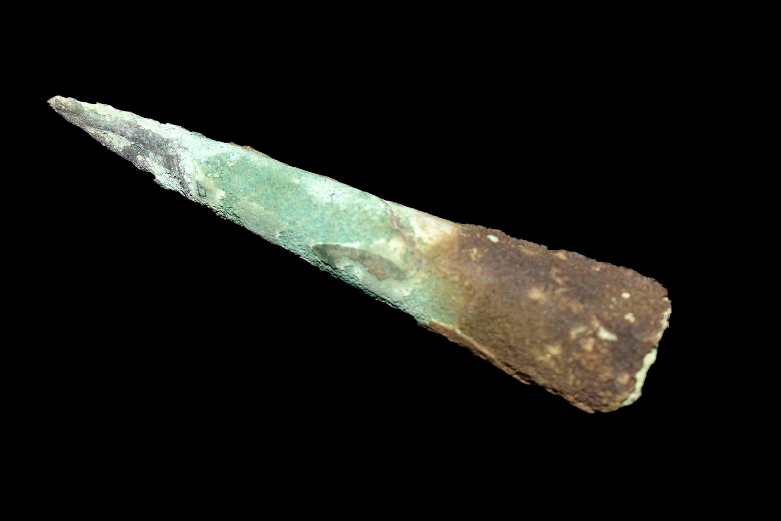 2 7/8" Copper Conacle Point, Found in Wisconson, Ex (1 of 5)