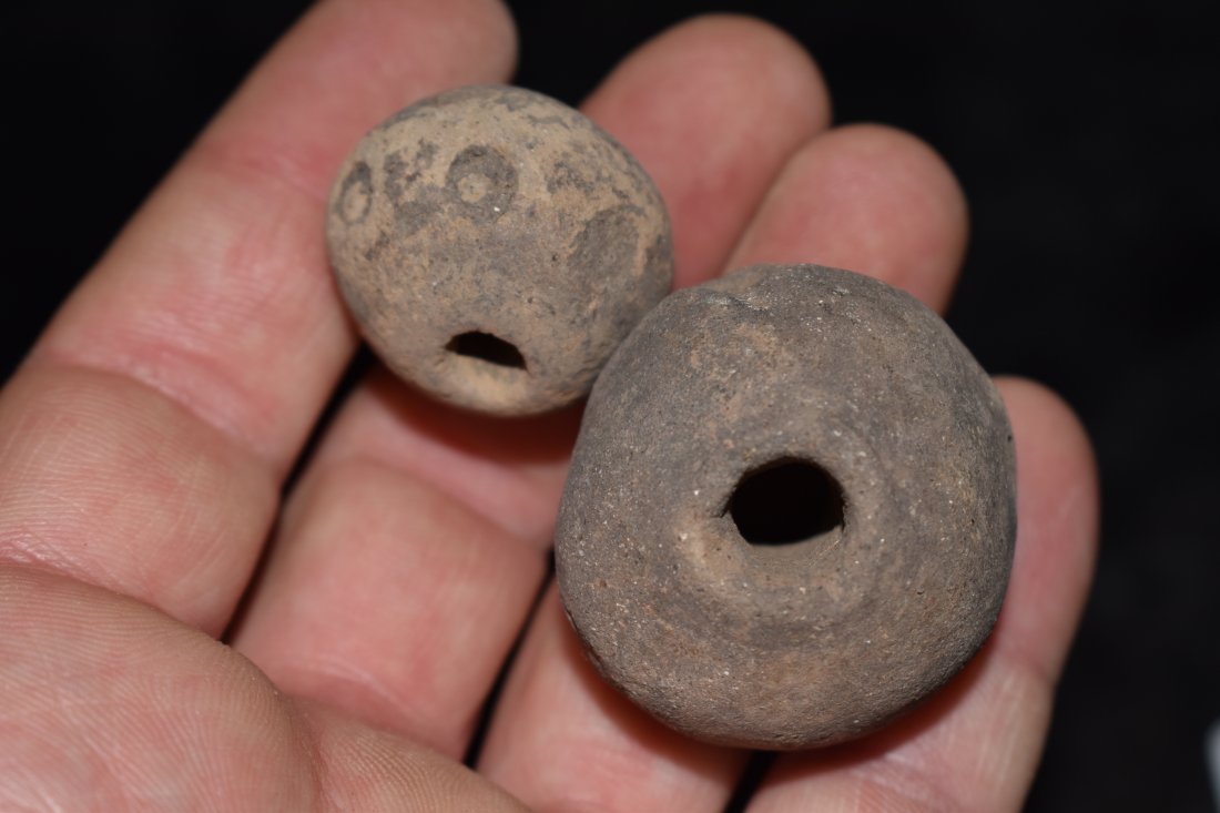 2x Pre Columbian Mayan Bead Guatemala Squash Effigy (1 of 4)
