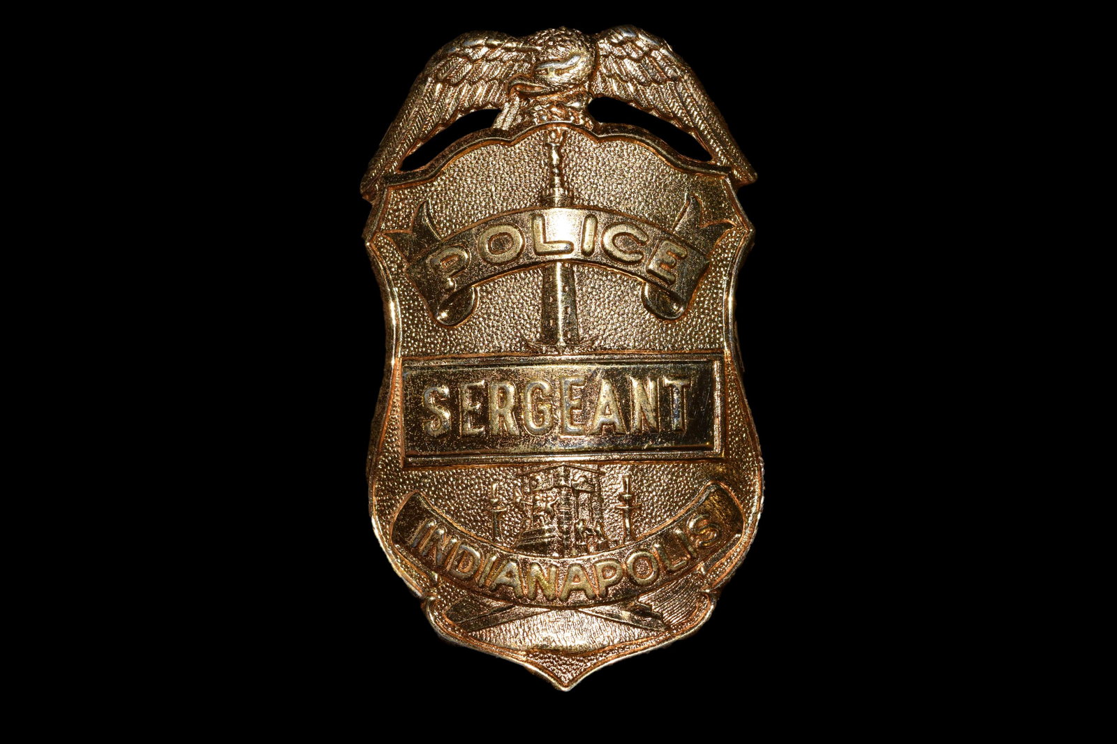 Indianapolis Police Badge/Pin - Sergeant -: Indianapolis Police Badge/Pin - Sergeant - Gold Tone