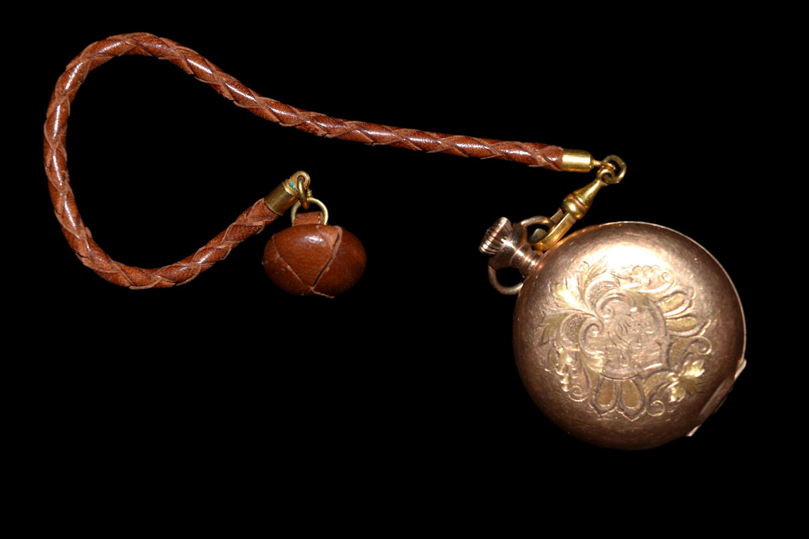 Vintage 1903 Waltham gold filled hunting case pocket (1 of 4)