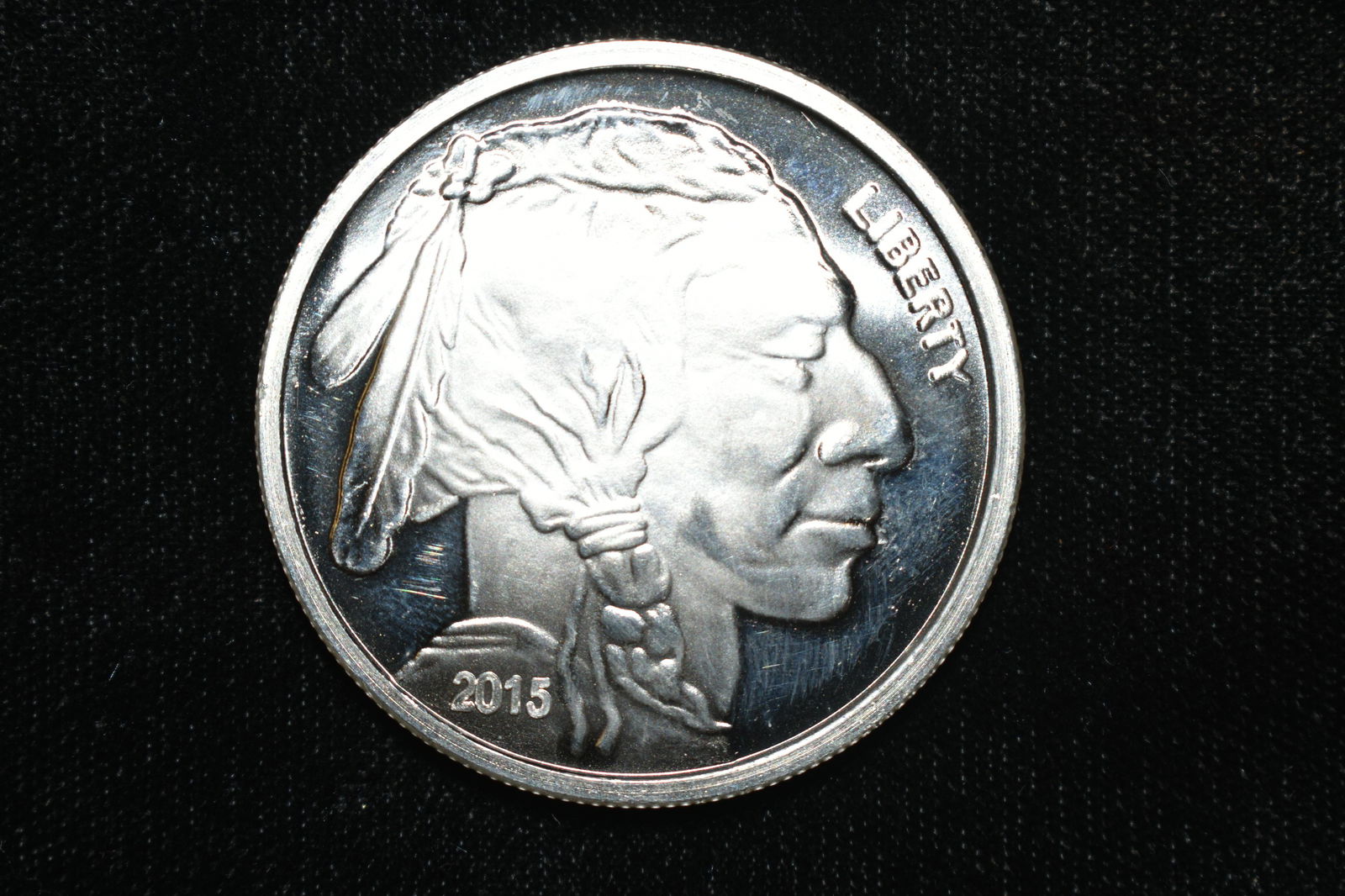 2015 1 oz uncirculated Buffalo silver dollar (1 of 4)