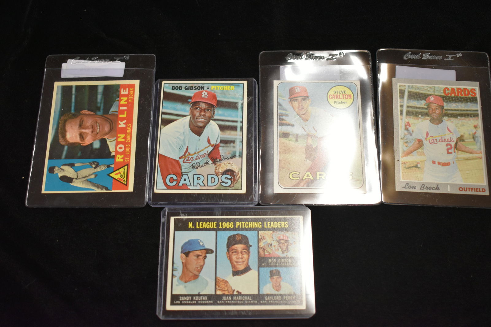 5 Topps Baseball Cards- Gibson, Brock, Carlton, Kofax (1 of 3)