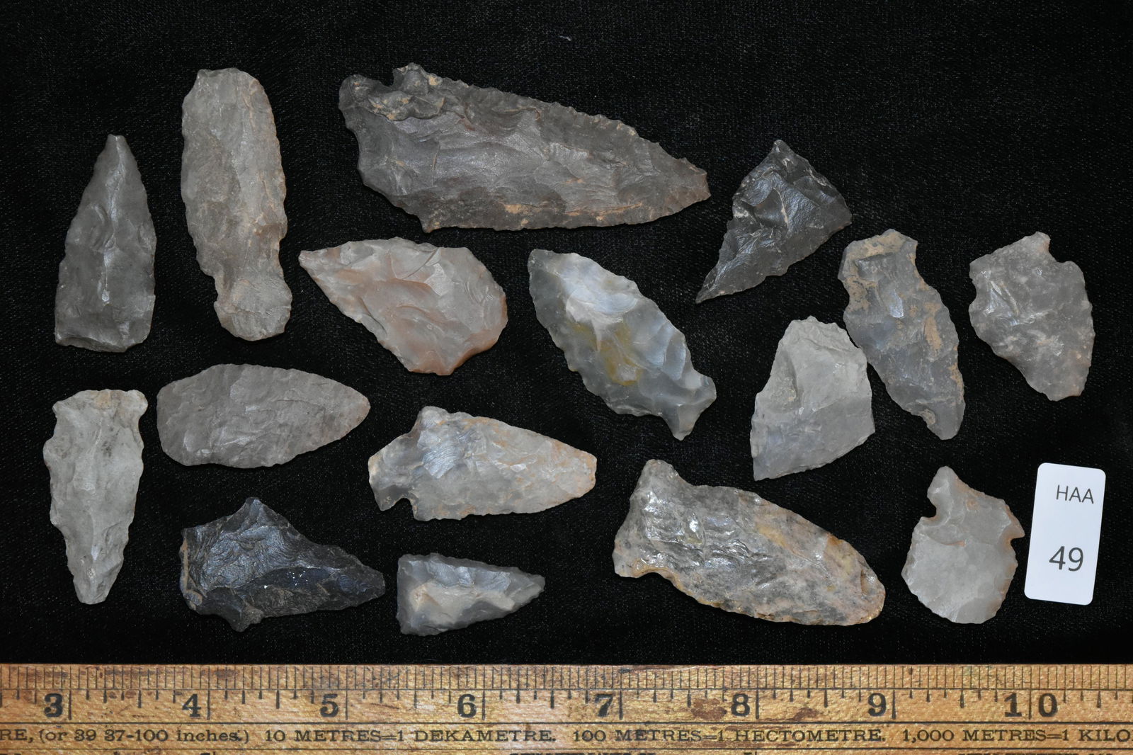 Grouping of Kentucky Arrowheads, authentic Native (1 of 1)