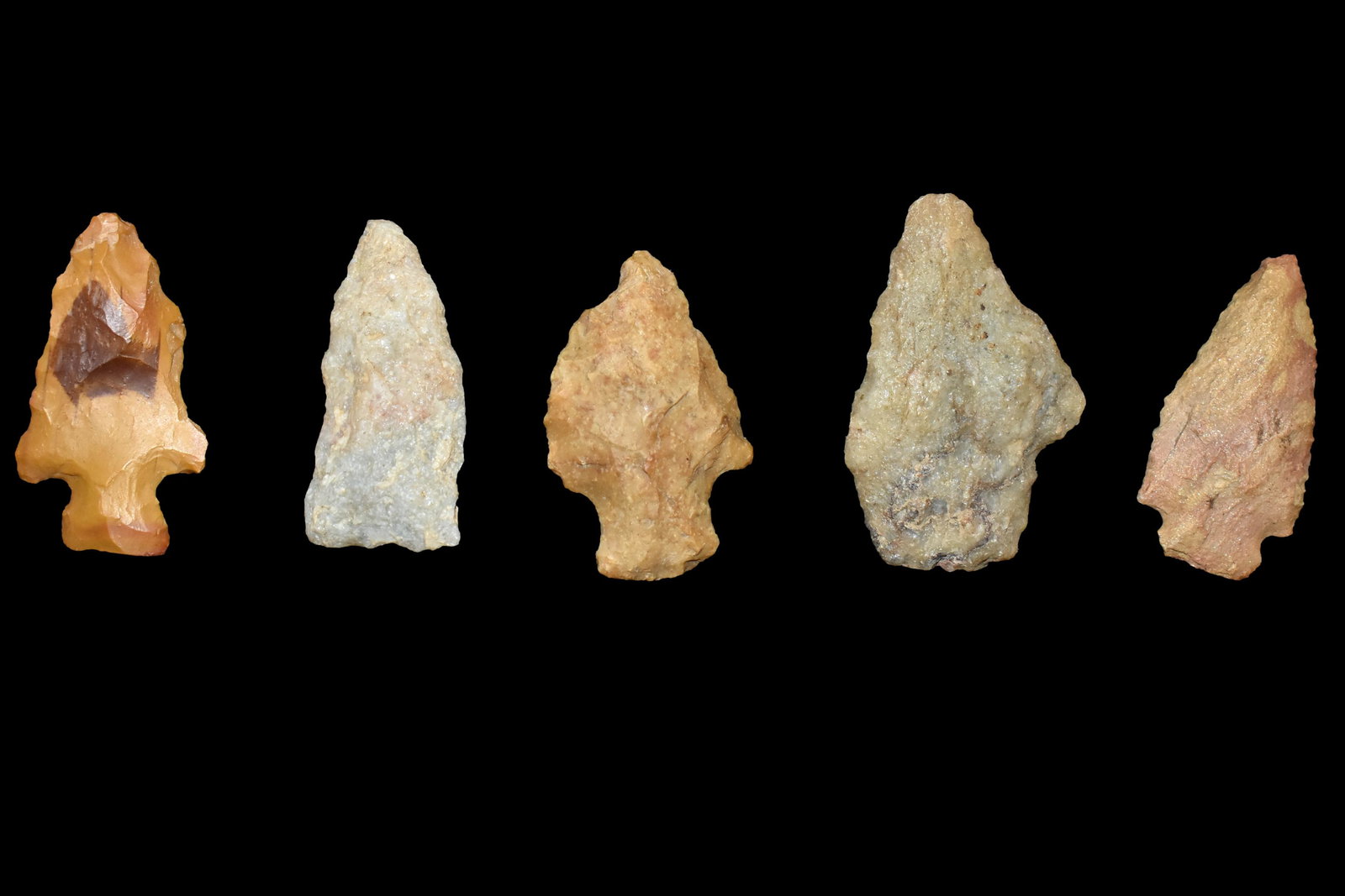 Grouping of Arrowheads found by James Wade in (1 of 2)