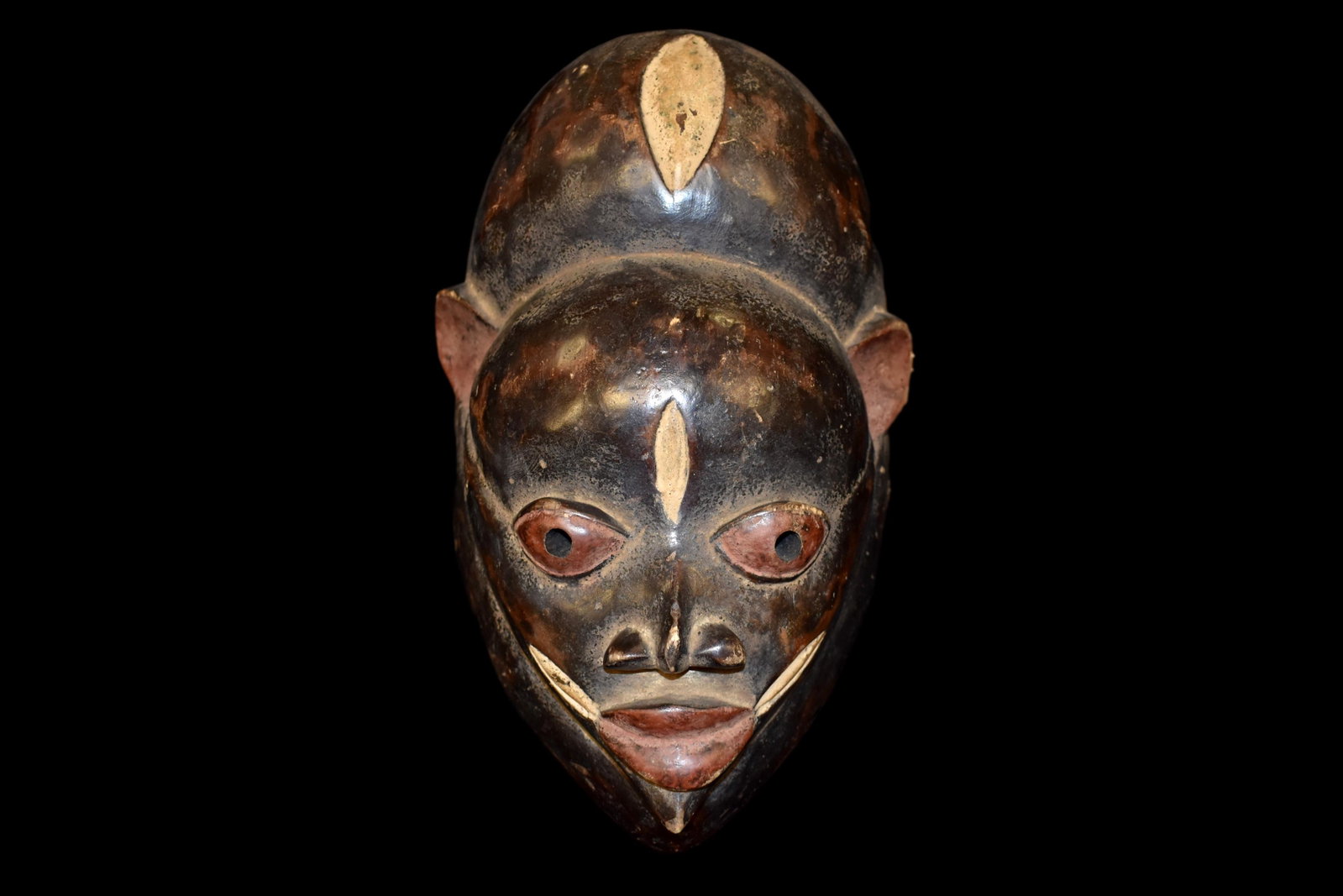 13 1/2" Wooden Yoruba Mask Nigeria Early 1900's: 13 1/2" Wooden Yoruba Mask Nigeria Early 1900's