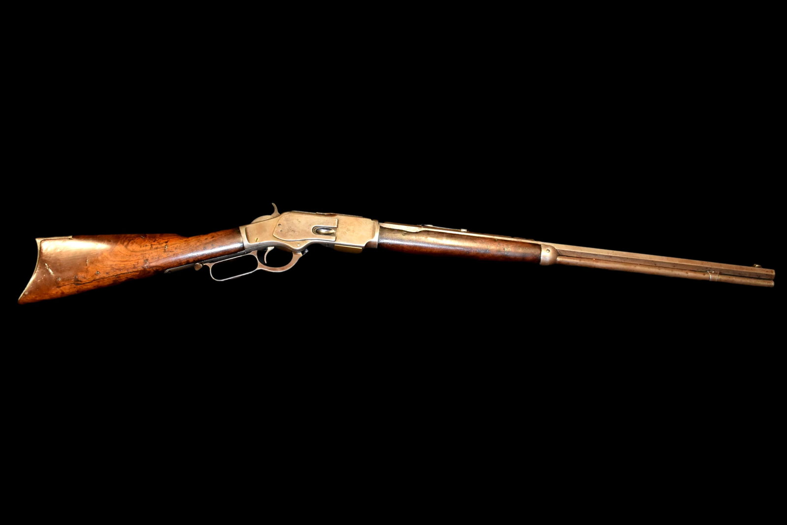 43" Winchester 1873 Lever Action Rifle .32 Caliber: 43" Winchester 1873 Lever Action Rifle .32 Caliber