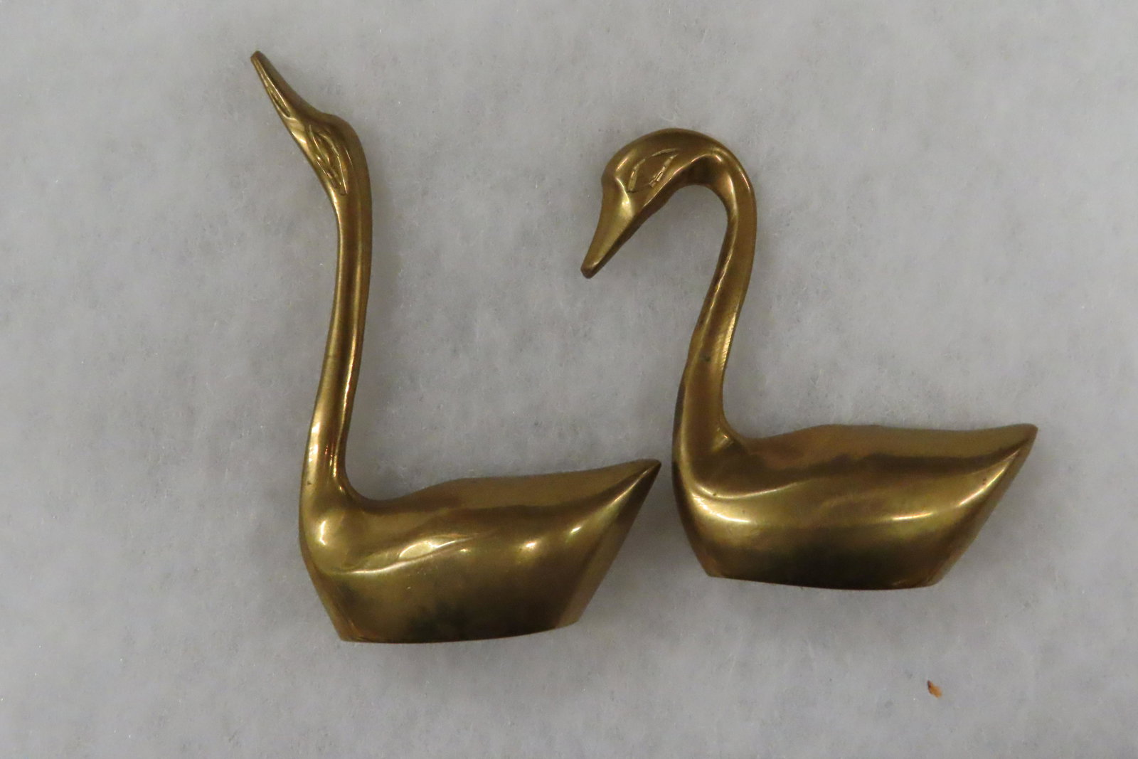 Pair of Brass Swan Figures: Pair of Brass Swan Figures