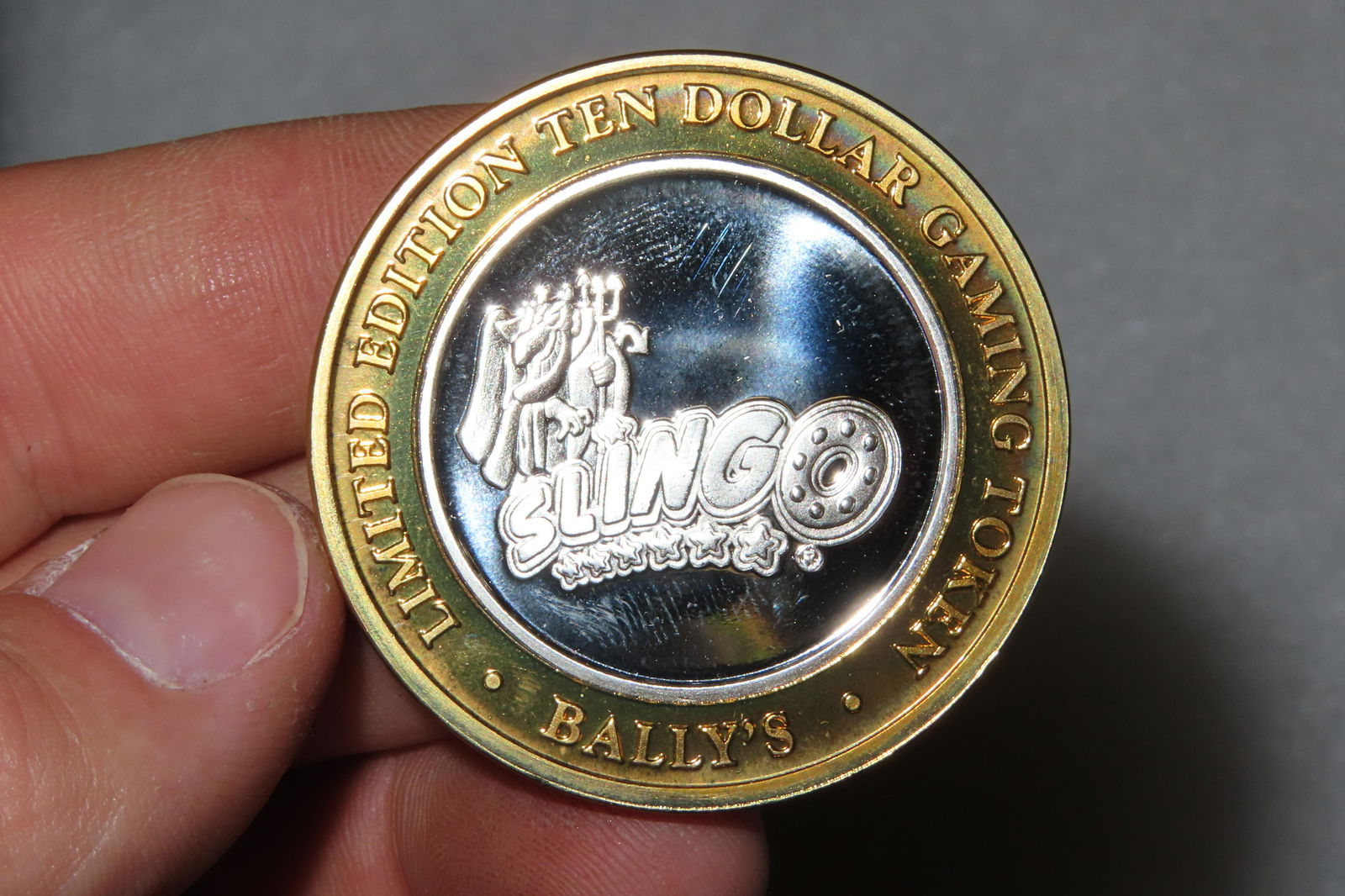 2003 Bally's 777 Sling-O Las Vegas, NV .999 Silver Coin (1 of 7)