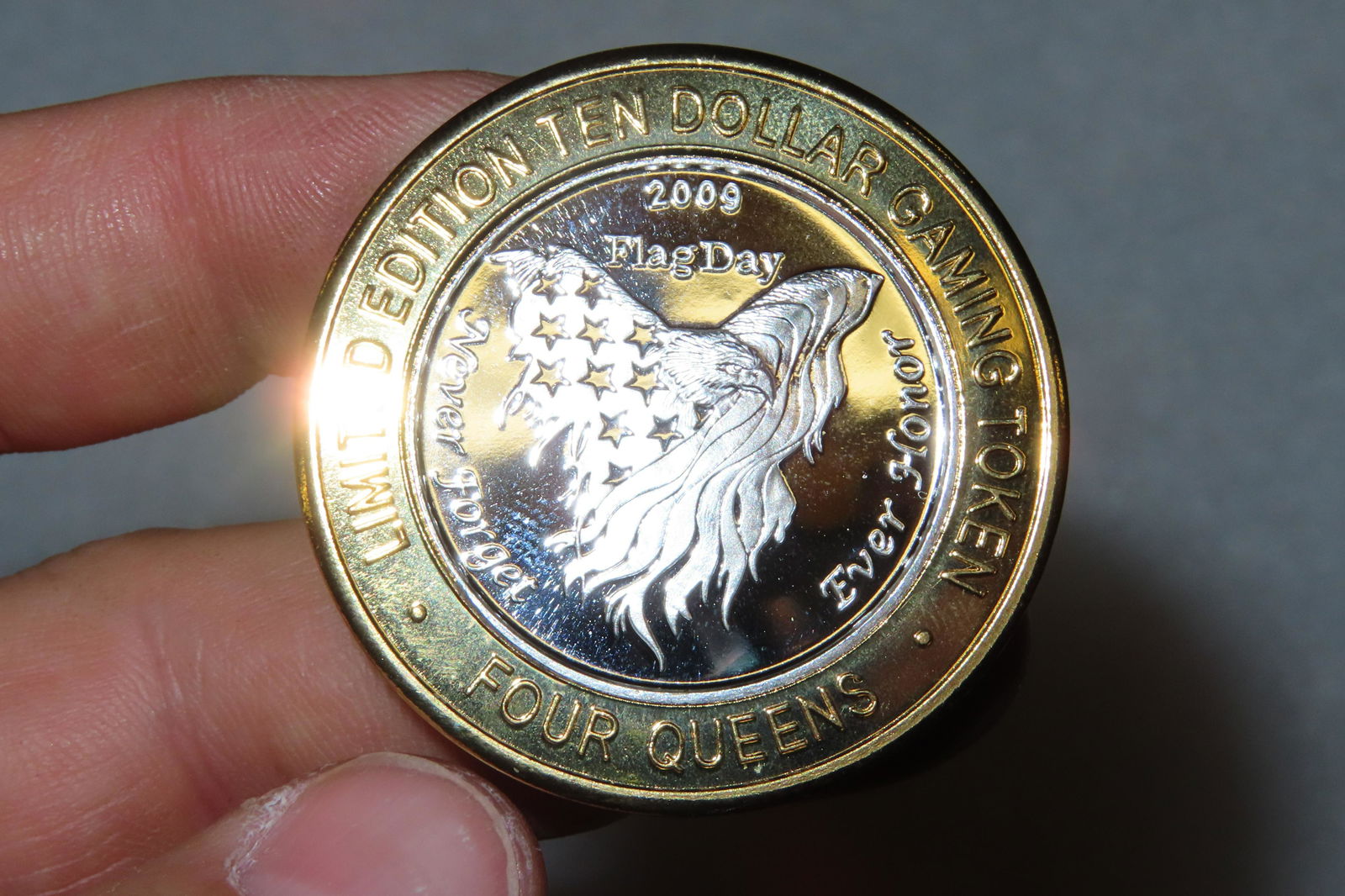 2009 Flag Day Never Forget, Ever Honor .999 Silver Coin (1 of 7)