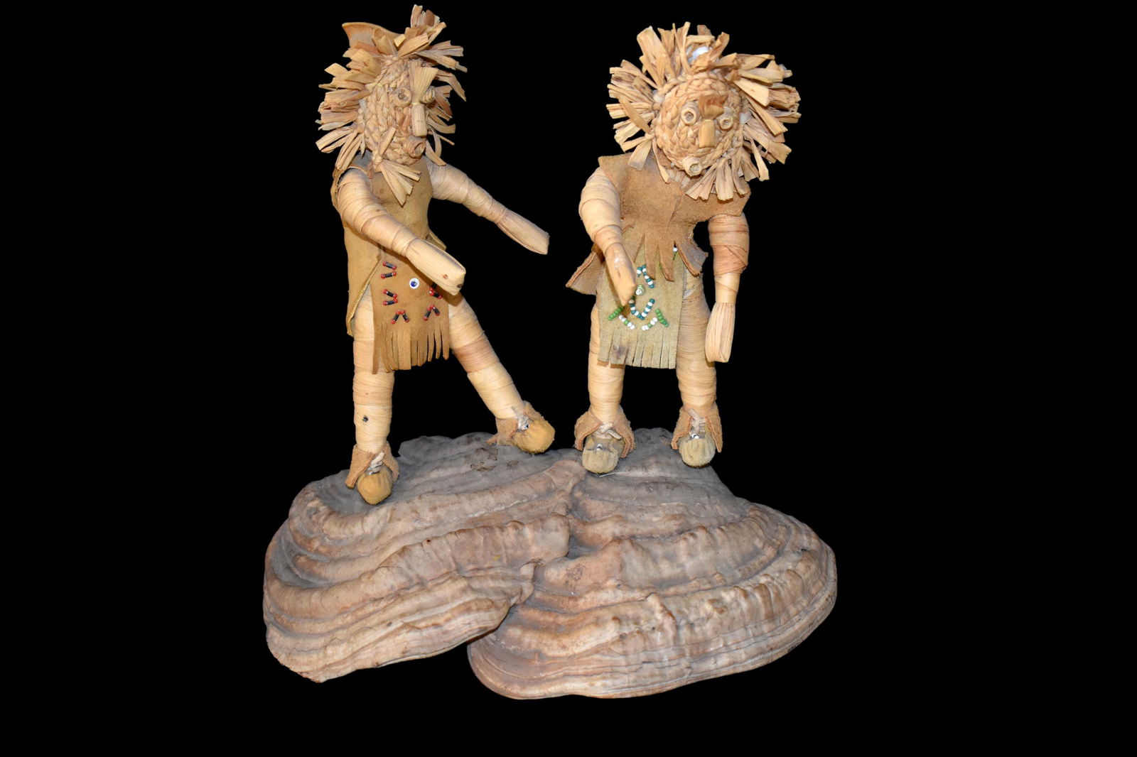 Two Iroquois corn husk dolls with leather clothing 10" (1 of 6)