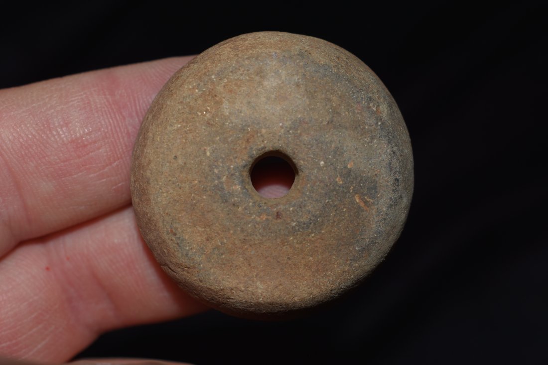 1 1/2" Pre-Colombian Pottery Whirl Bead (1 of 1)