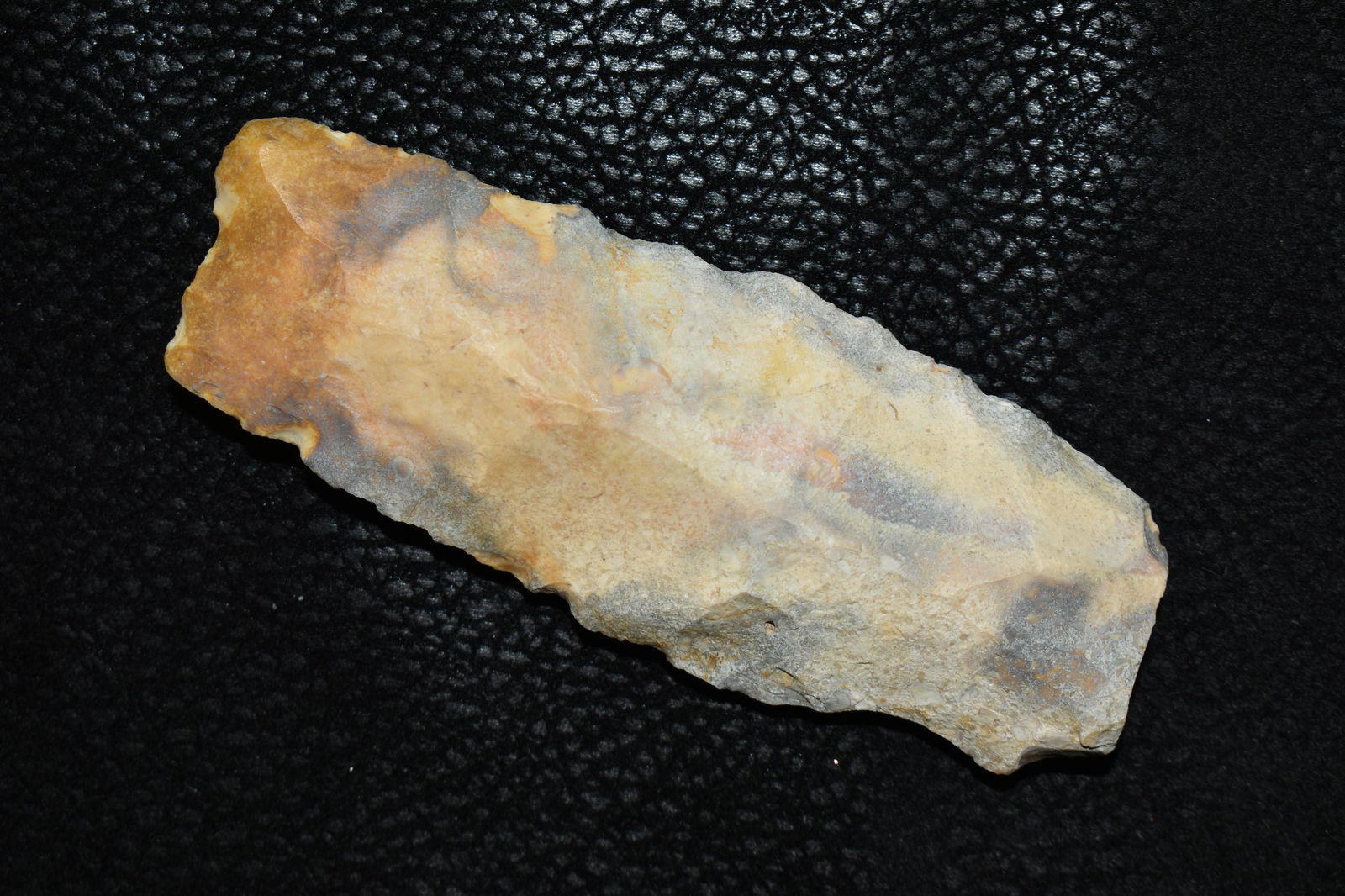 4 1/4" Woodland Knife found in Montgomery Co, Missouri. (1 of 4)